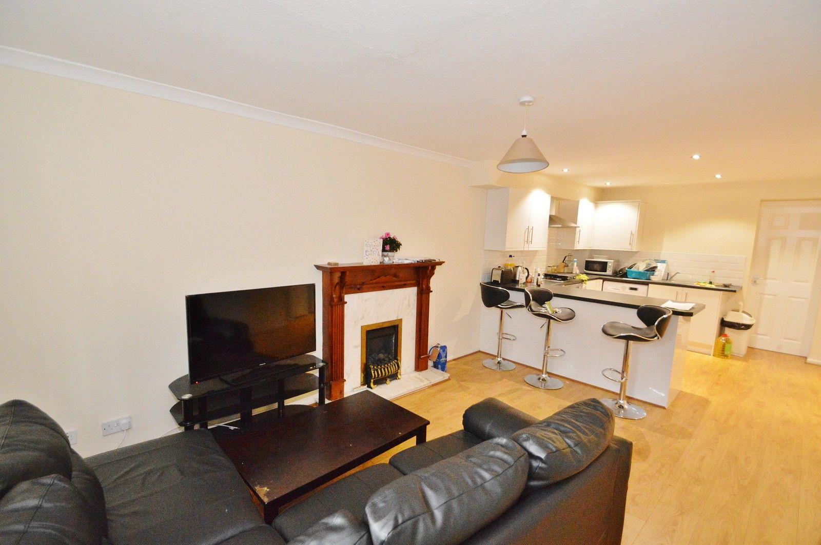 Heeley Road, Birmingham, B29