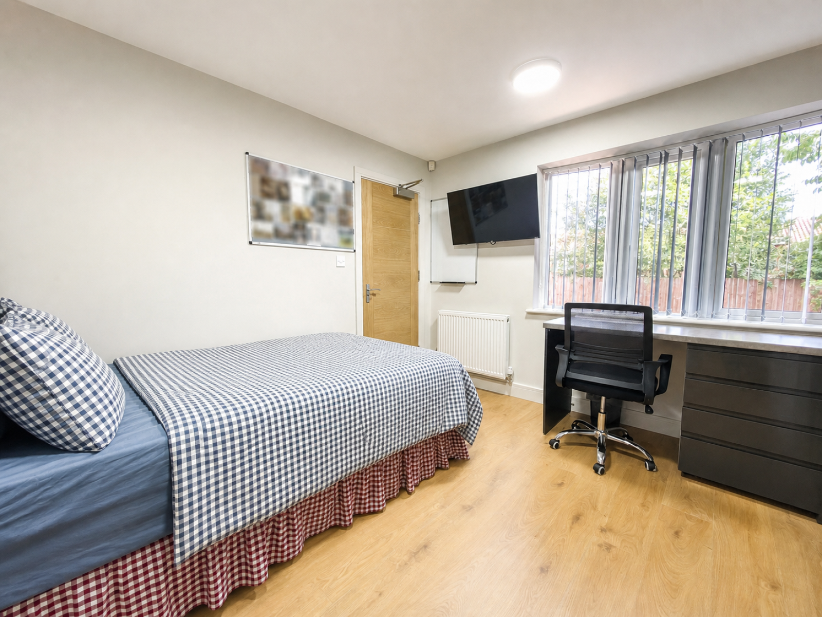 Heeley Road, Birmingham, B29