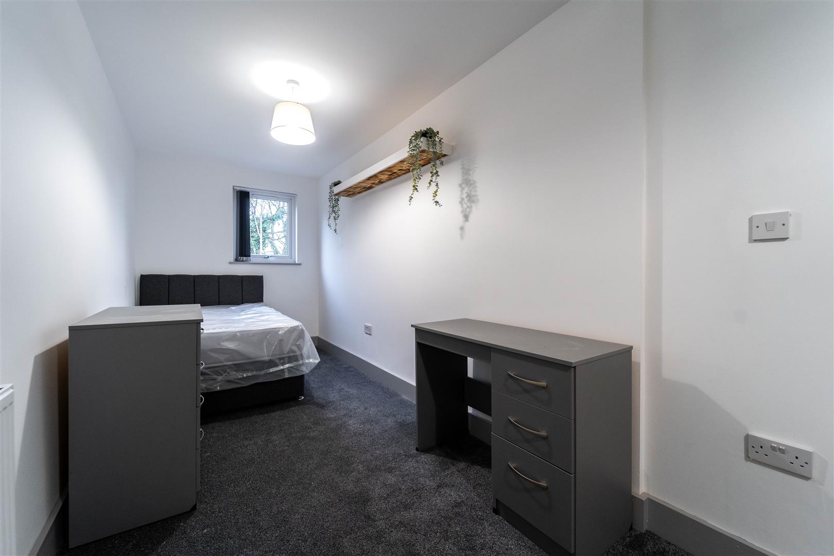 Heeley Road, Birmingham, B29
