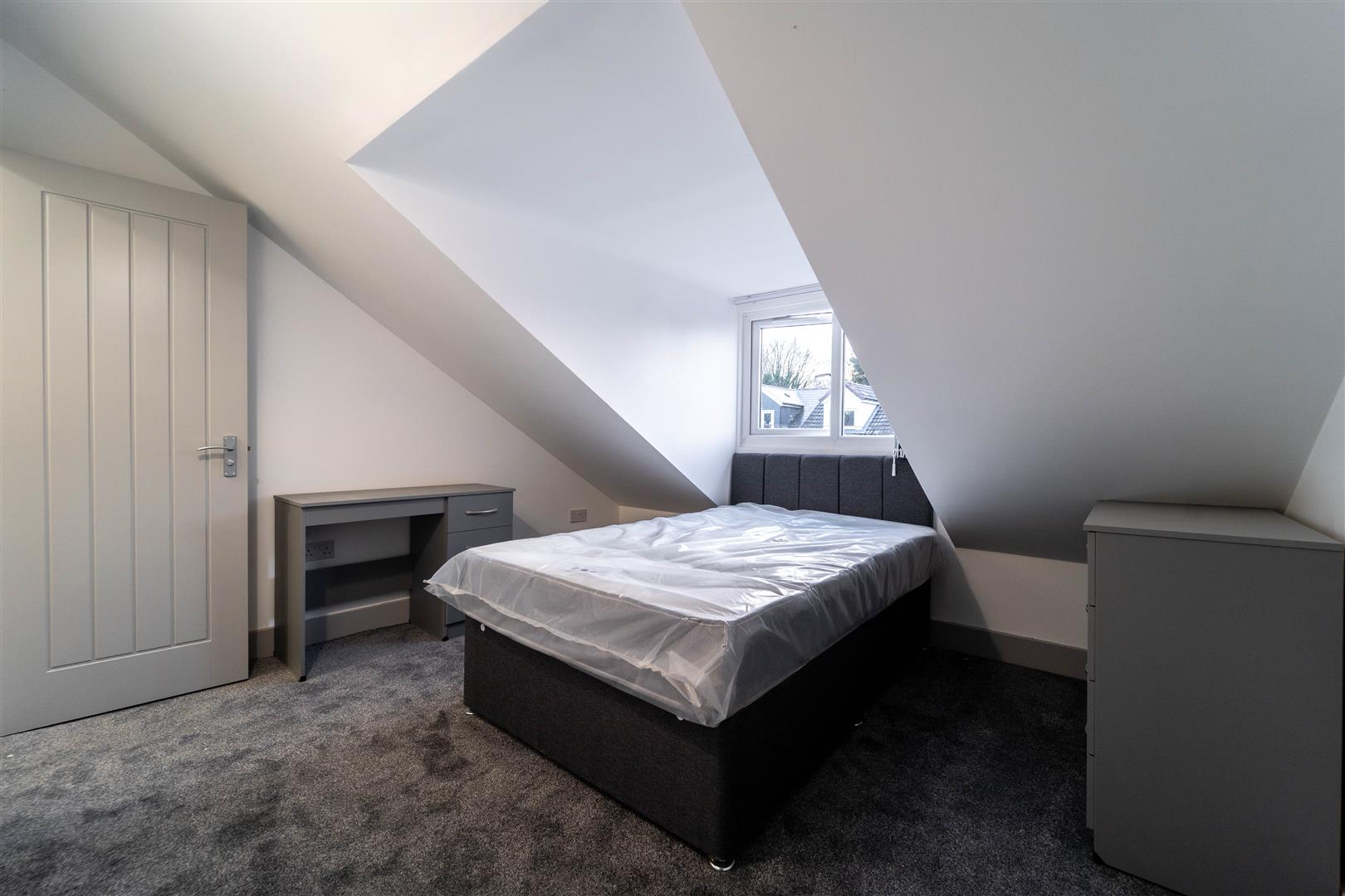 Heeley Road, Birmingham, B29