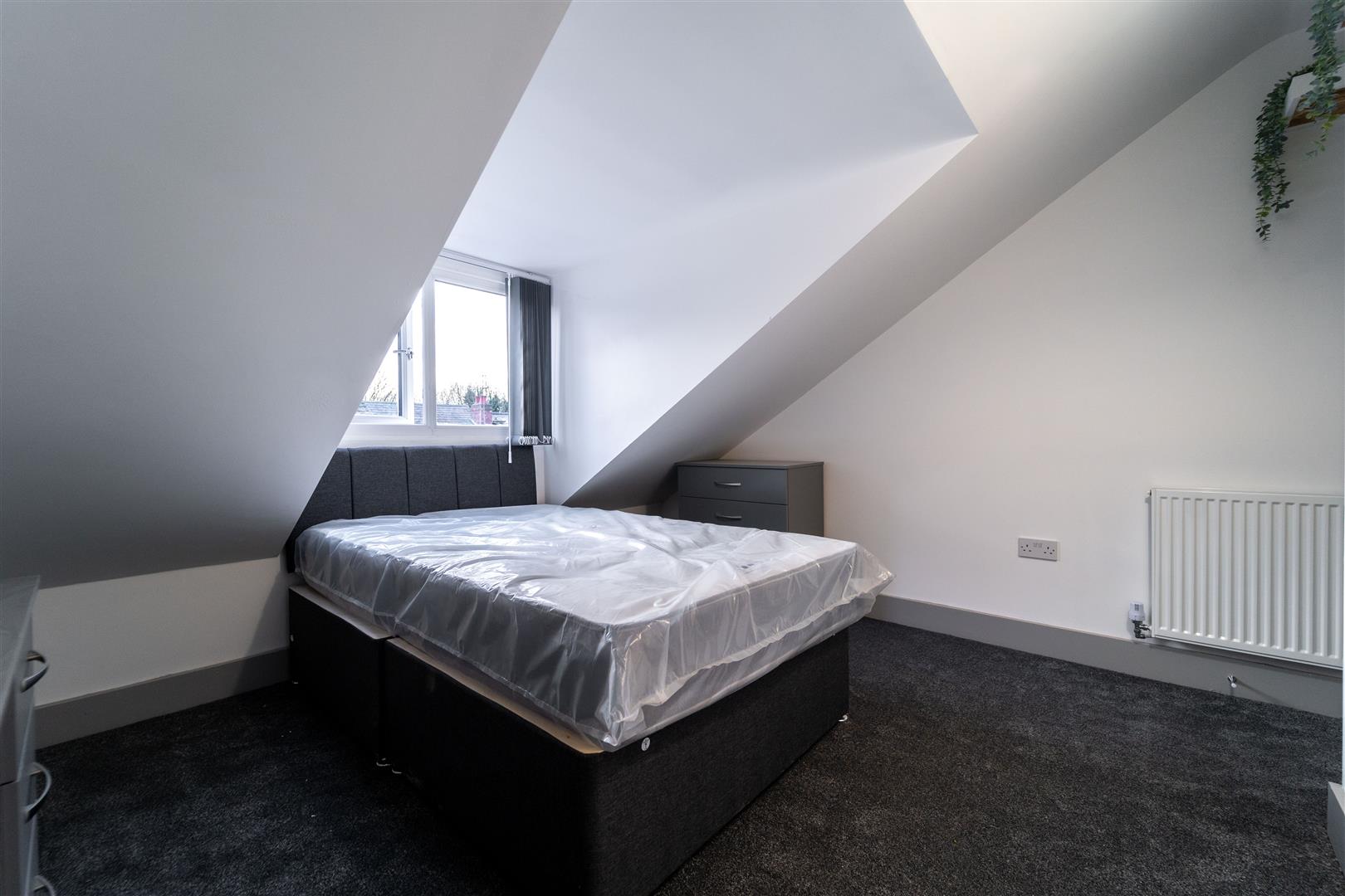 Heeley Road, Birmingham, B29