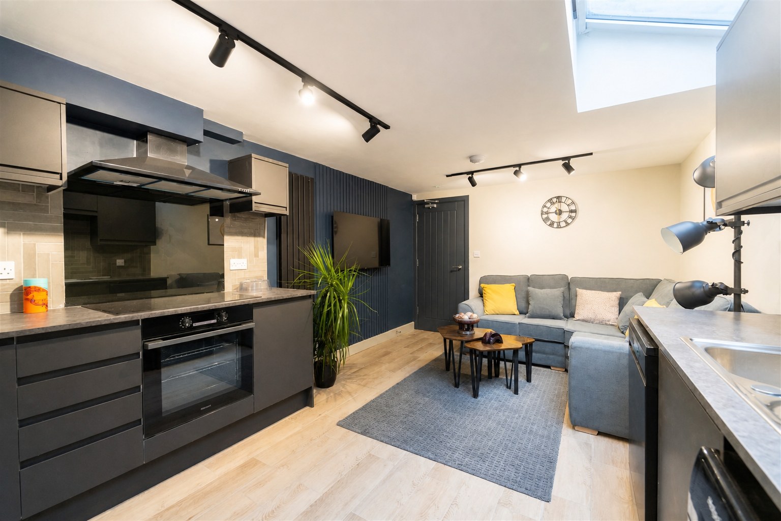 Heeley Road, Birmingham, B29