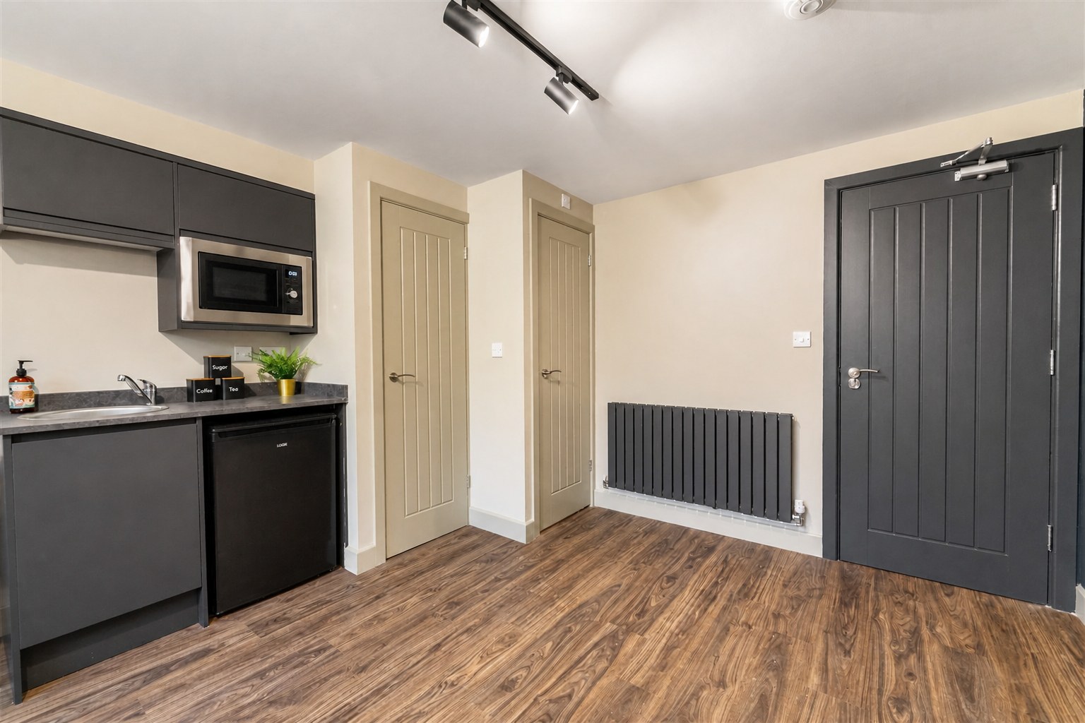Heeley Road, Birmingham, B29