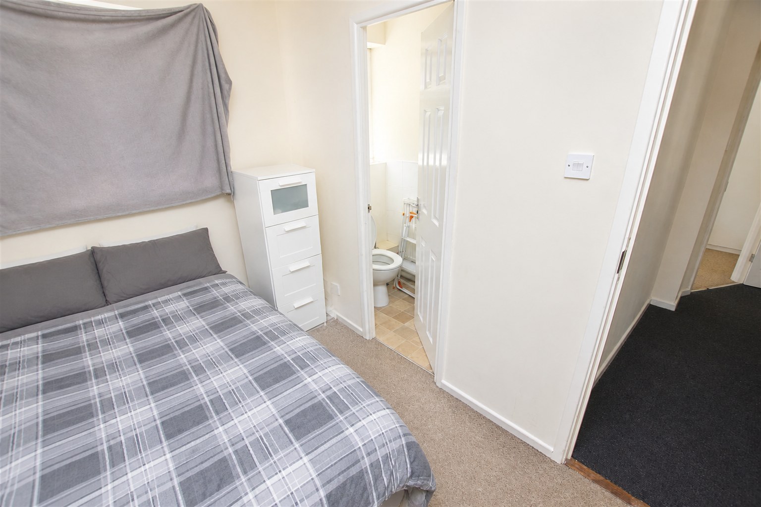 Heeley Road, Birmingham, B29