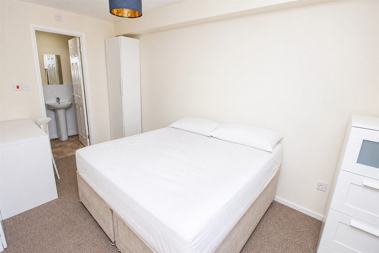 Heeley Road, Birmingham, B29