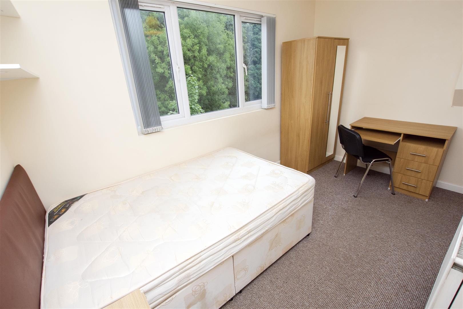 Heeley Road, Birmingham, B29