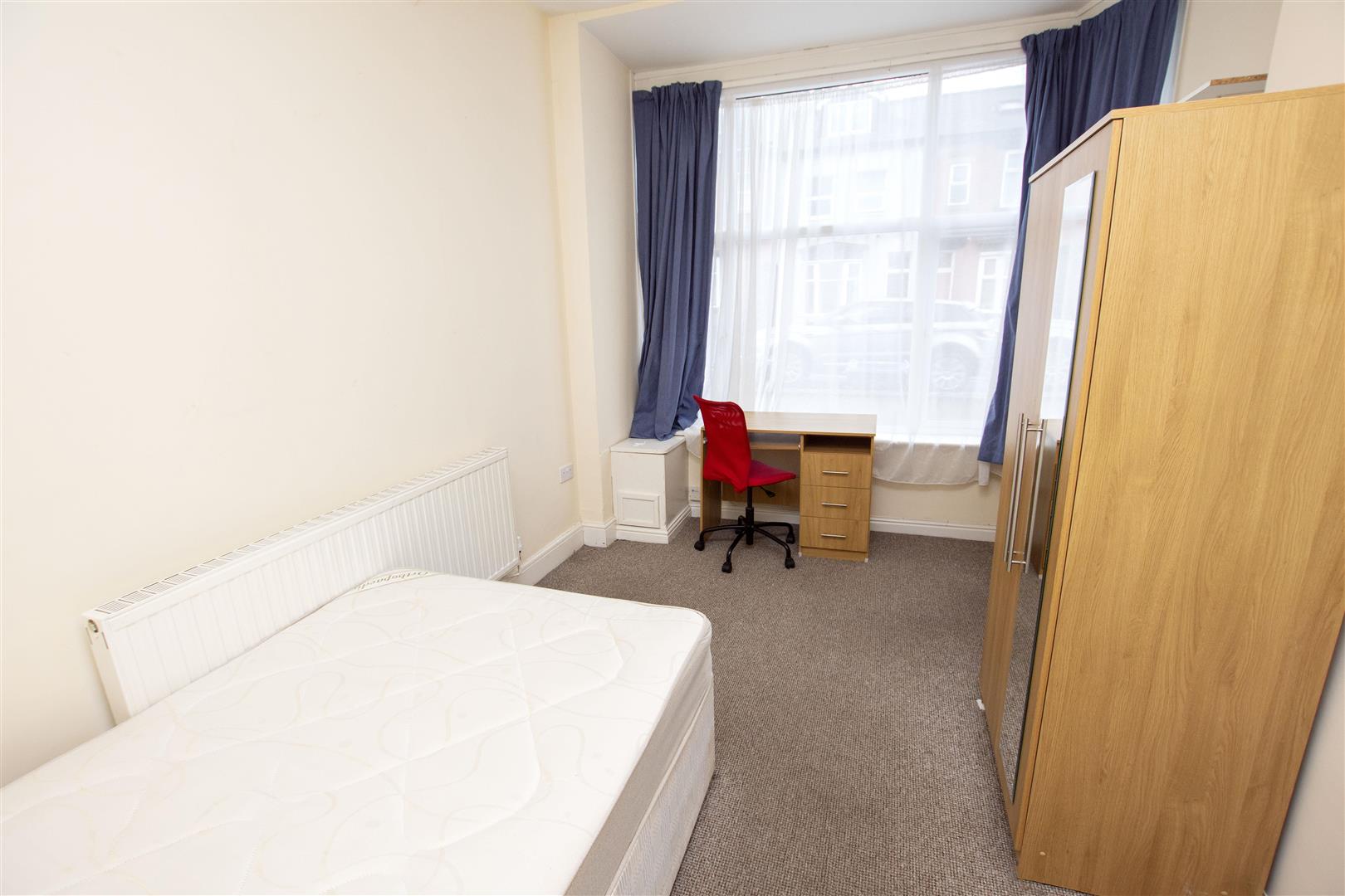 Heeley Road, Birmingham, B29