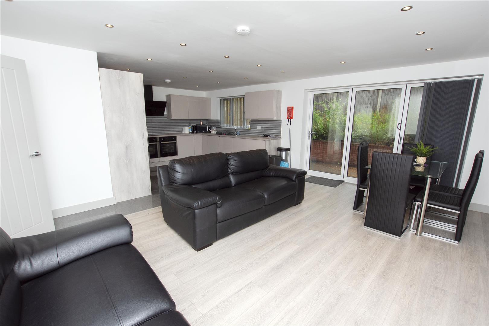Heeley Road, Birmingham, B29