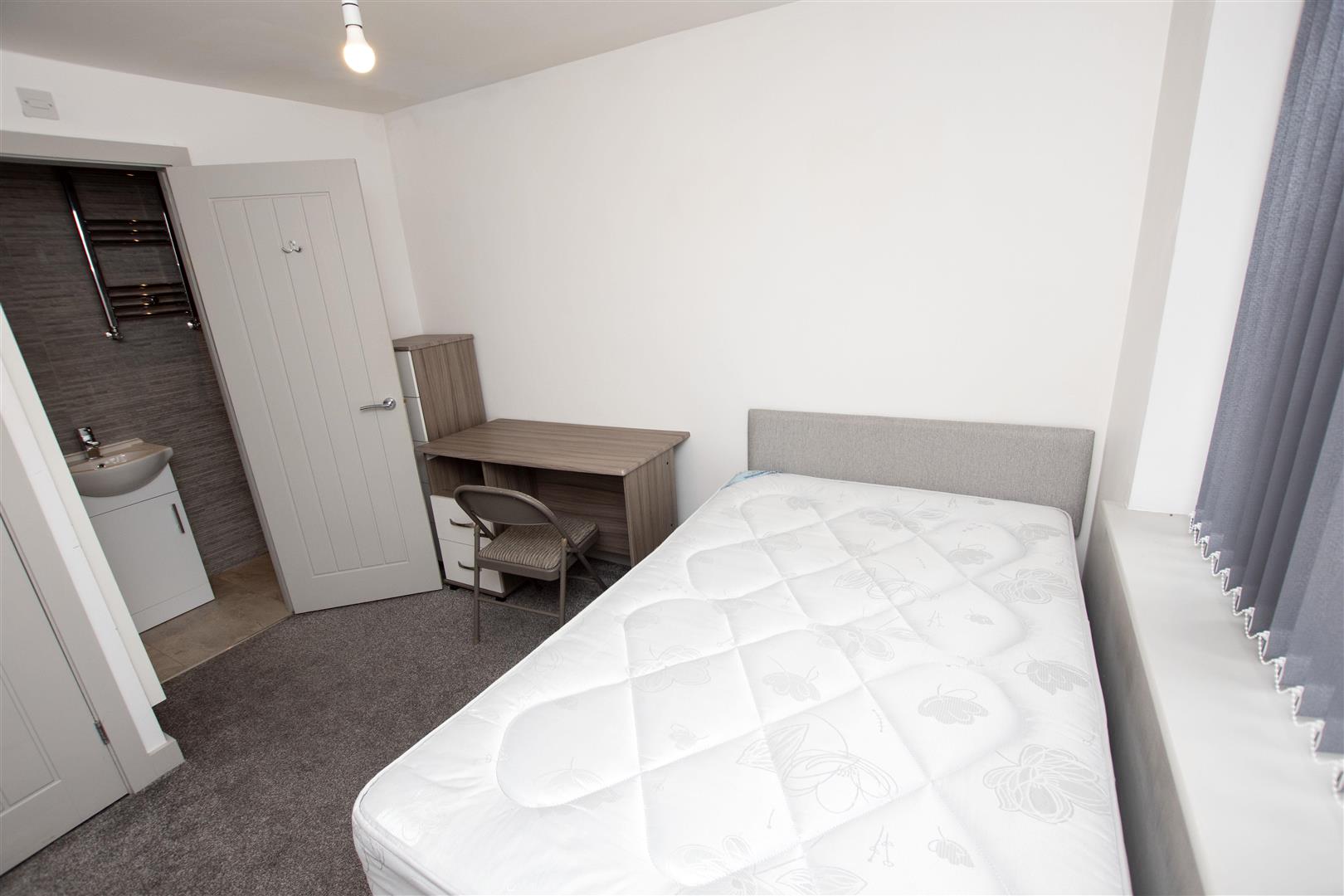 Heeley Road, Birmingham, B29