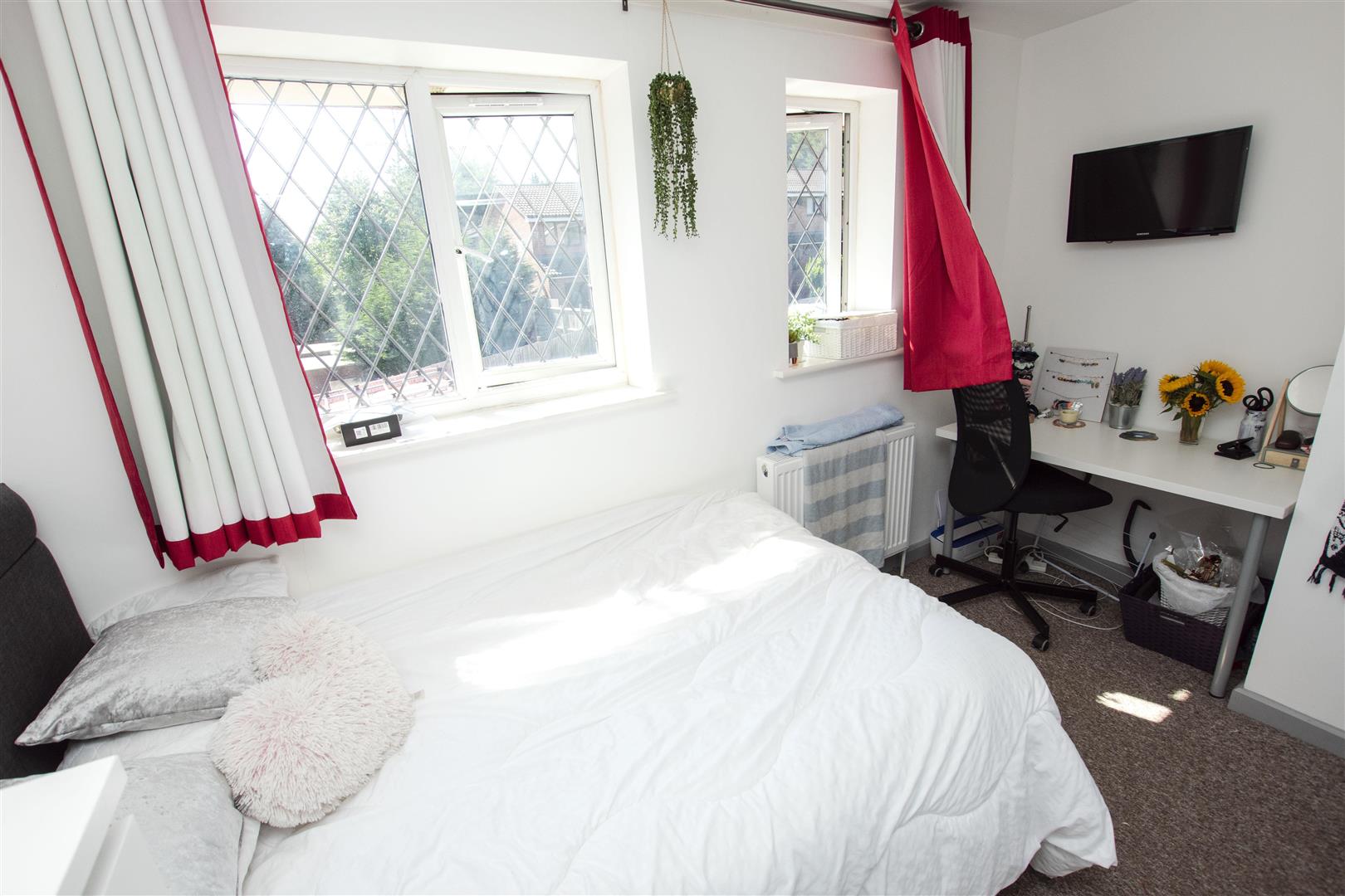 Heeley Road, Birmingham, B29