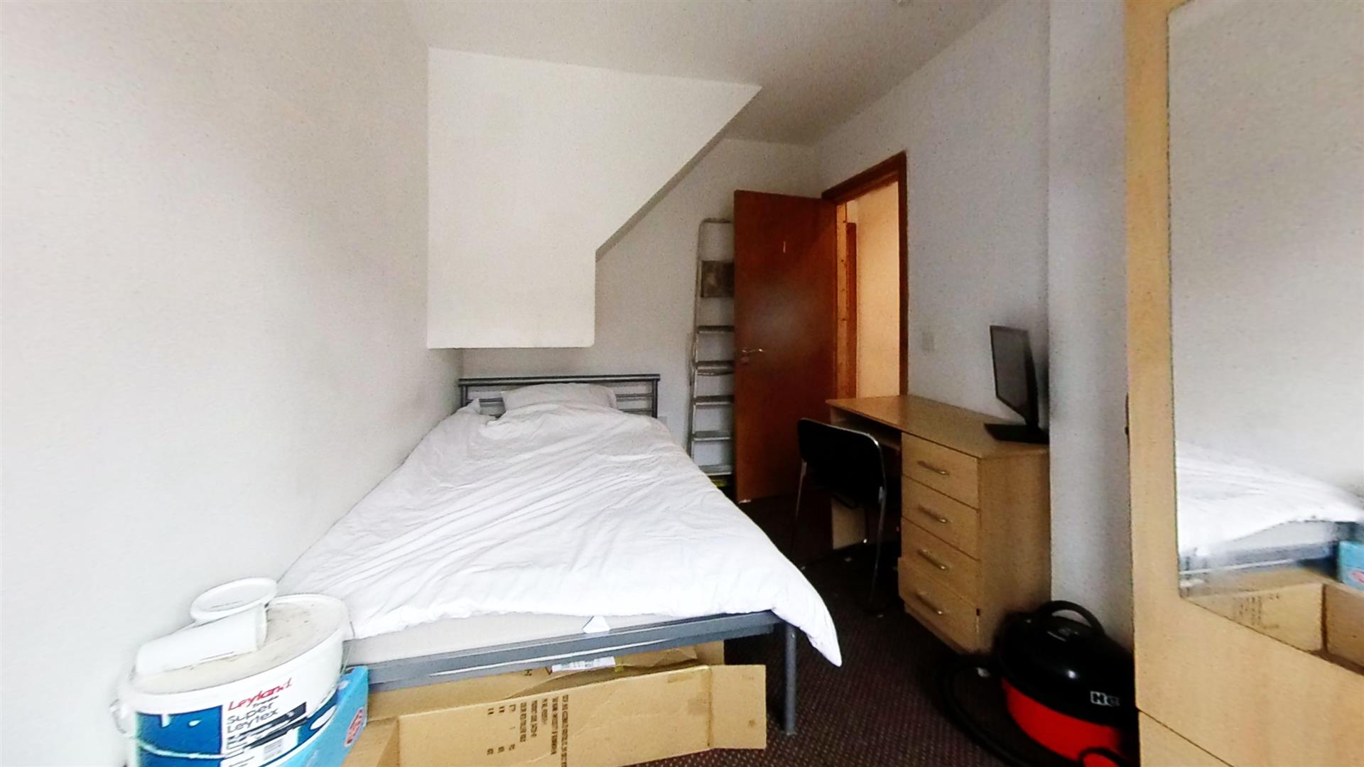 Heeley Road, Birmingham, B29