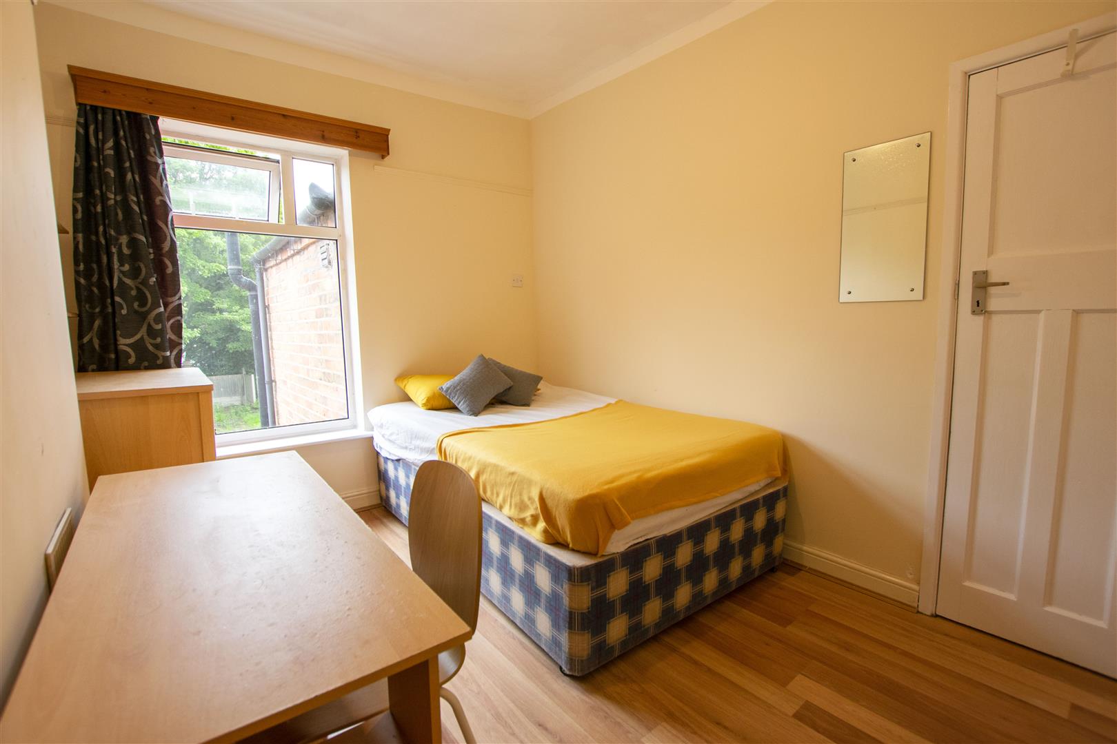 Heeley Road, Birmingham, B29