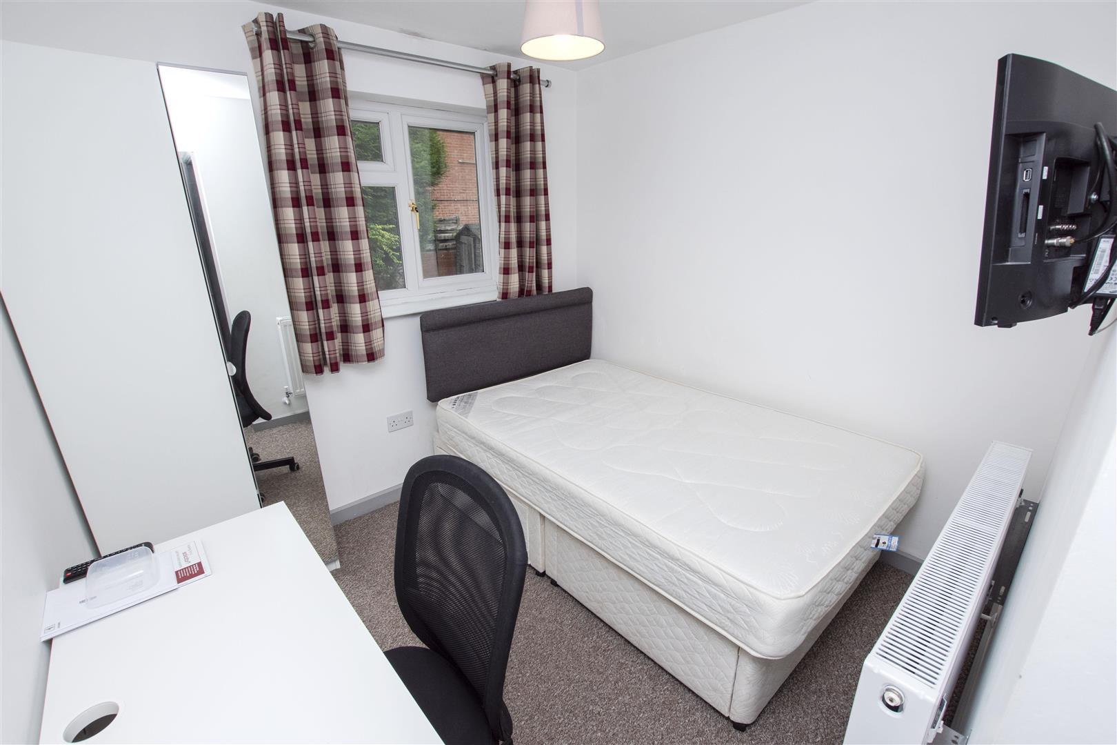 Heeley Road, Birmingham, B29