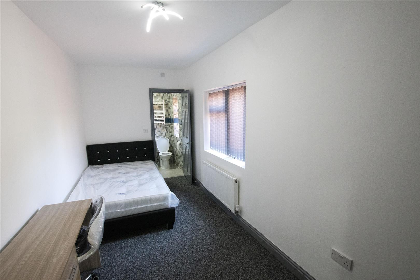 Heeley Road, Birmingham, B29