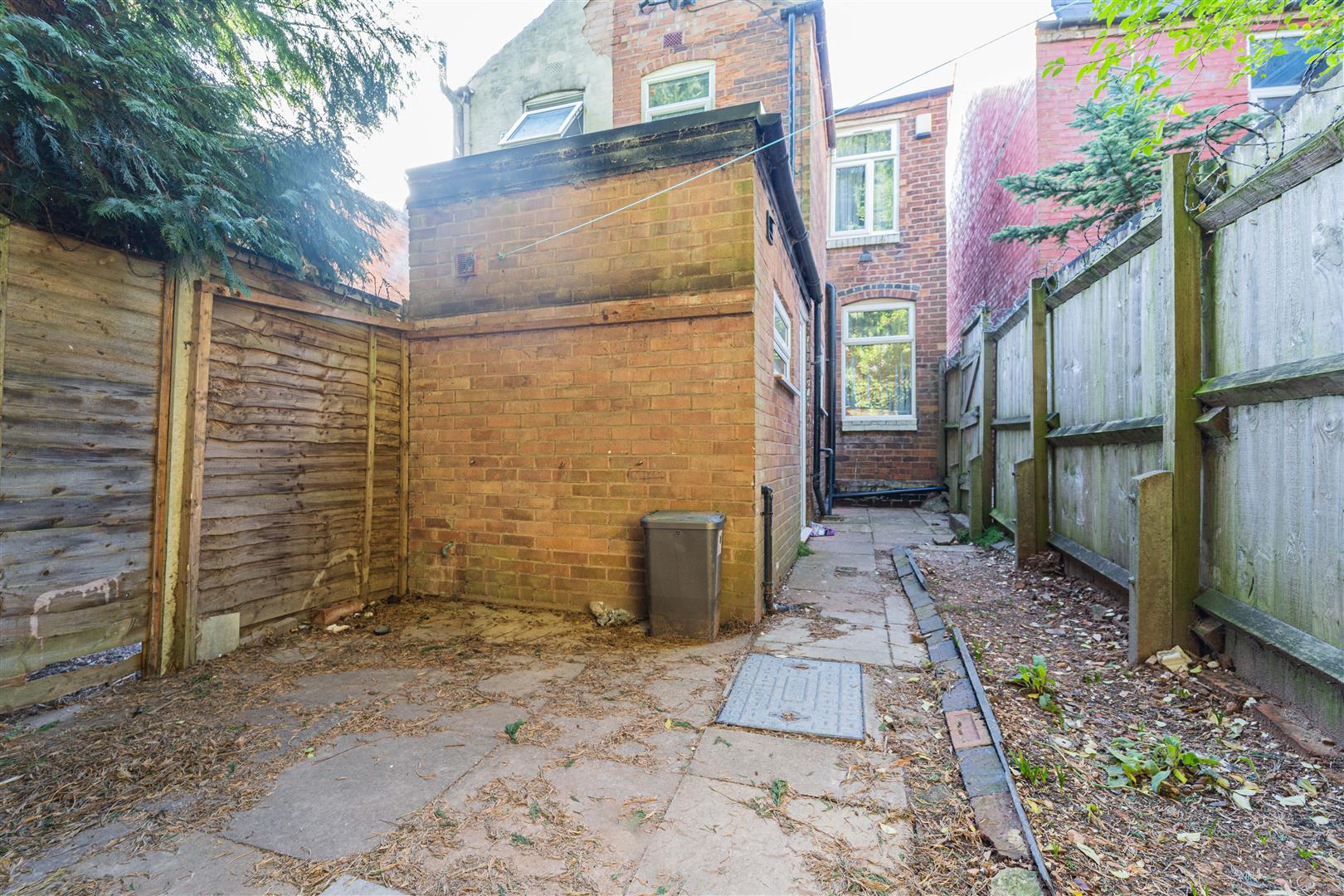 Harborne Park Road, Birmingham, B17