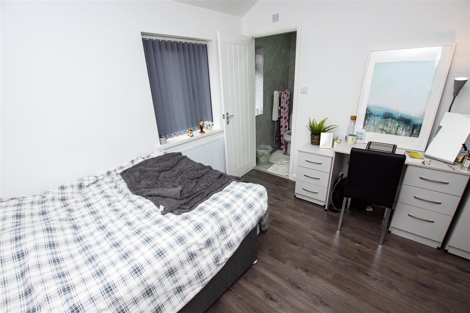 Poole Crescent, Birmingham, B17
