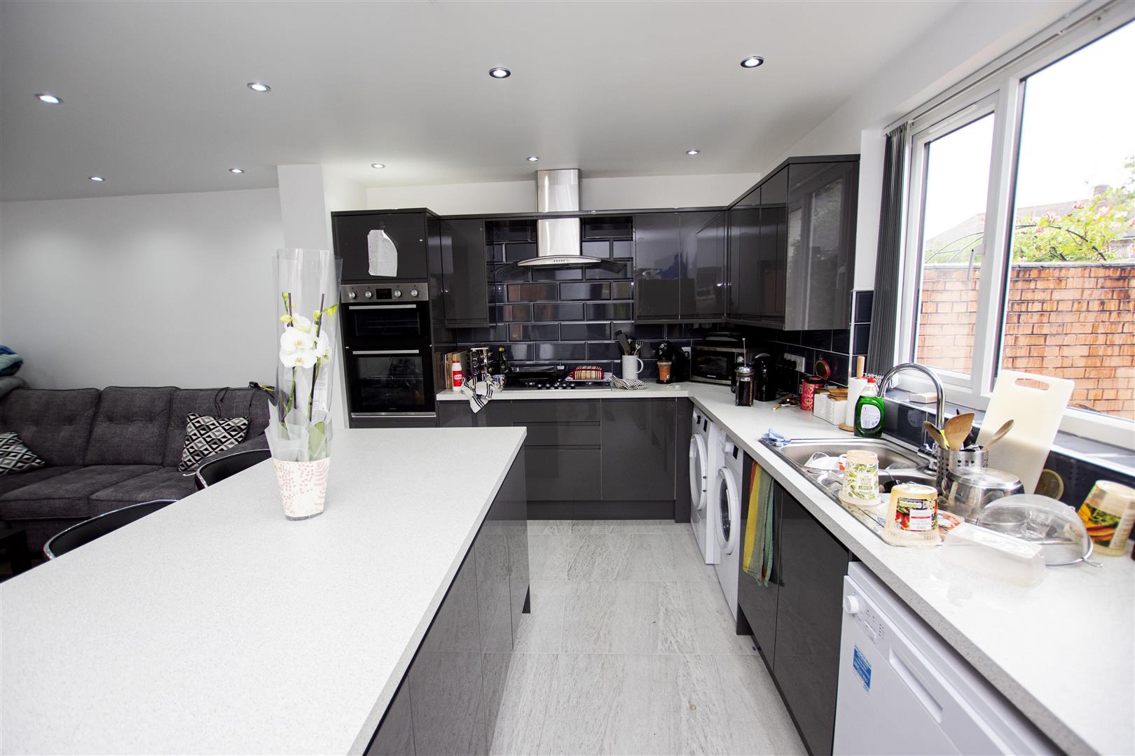 Poole Crescent, Birmingham, B17