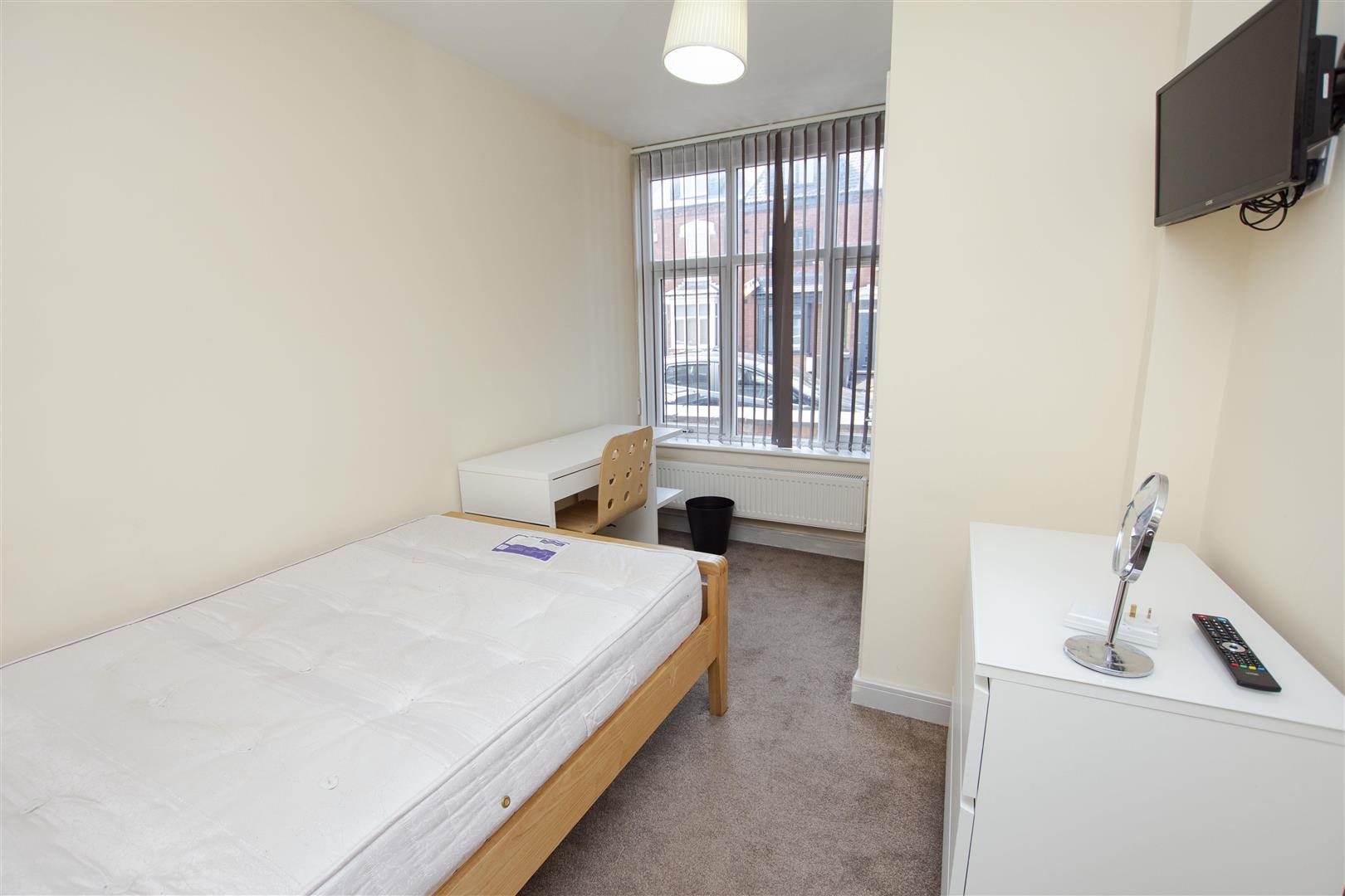 Heeley Road, Birmingham, B29