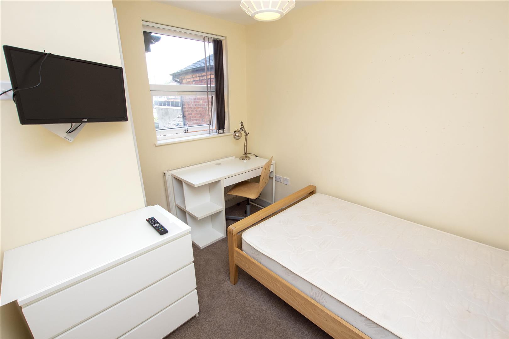 Heeley Road, Birmingham, B29
