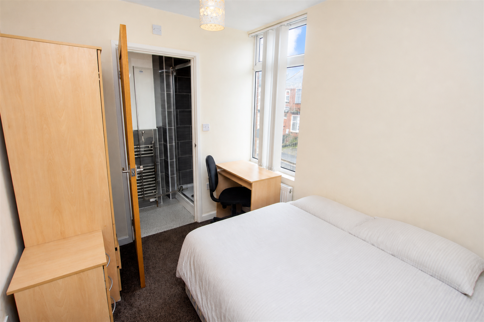 Heeley Road, Birmingham, B29