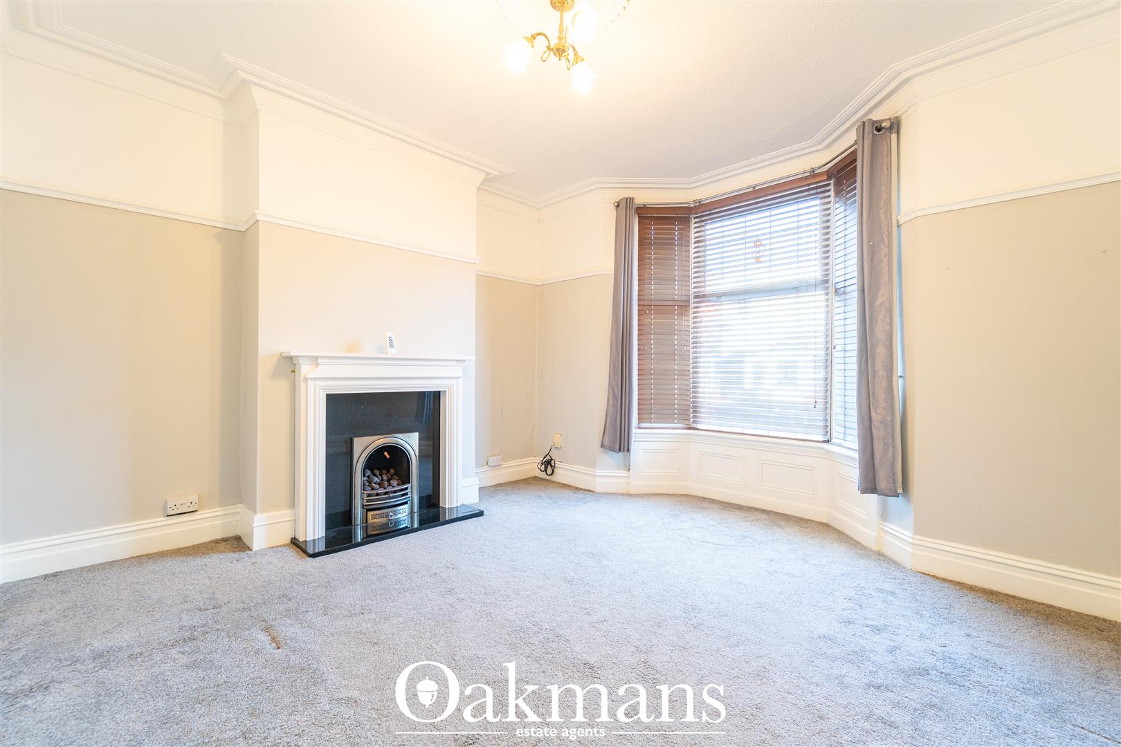 Farm Road, Oldbury, B68