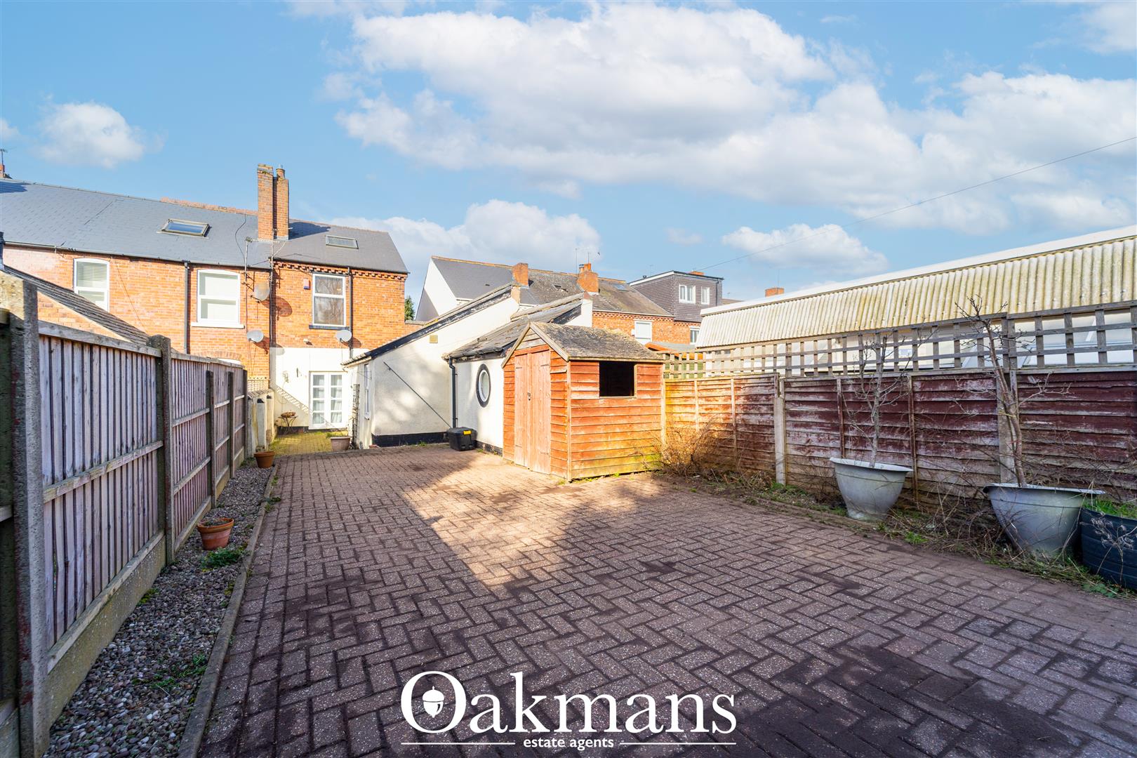 Farm Road, Oldbury, B68