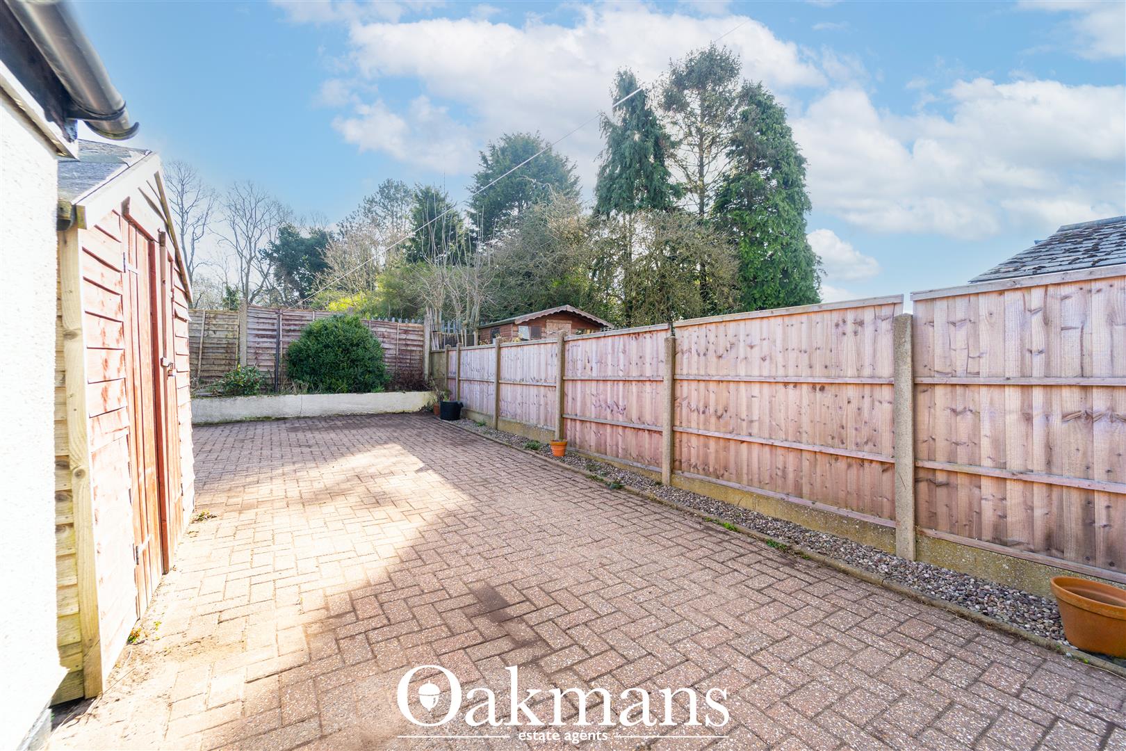 Farm Road, Oldbury, B68