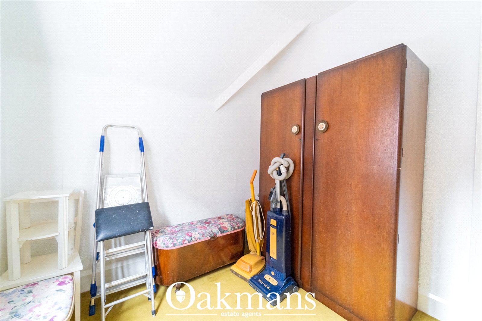 Warley Croft, Oldbury, B68
