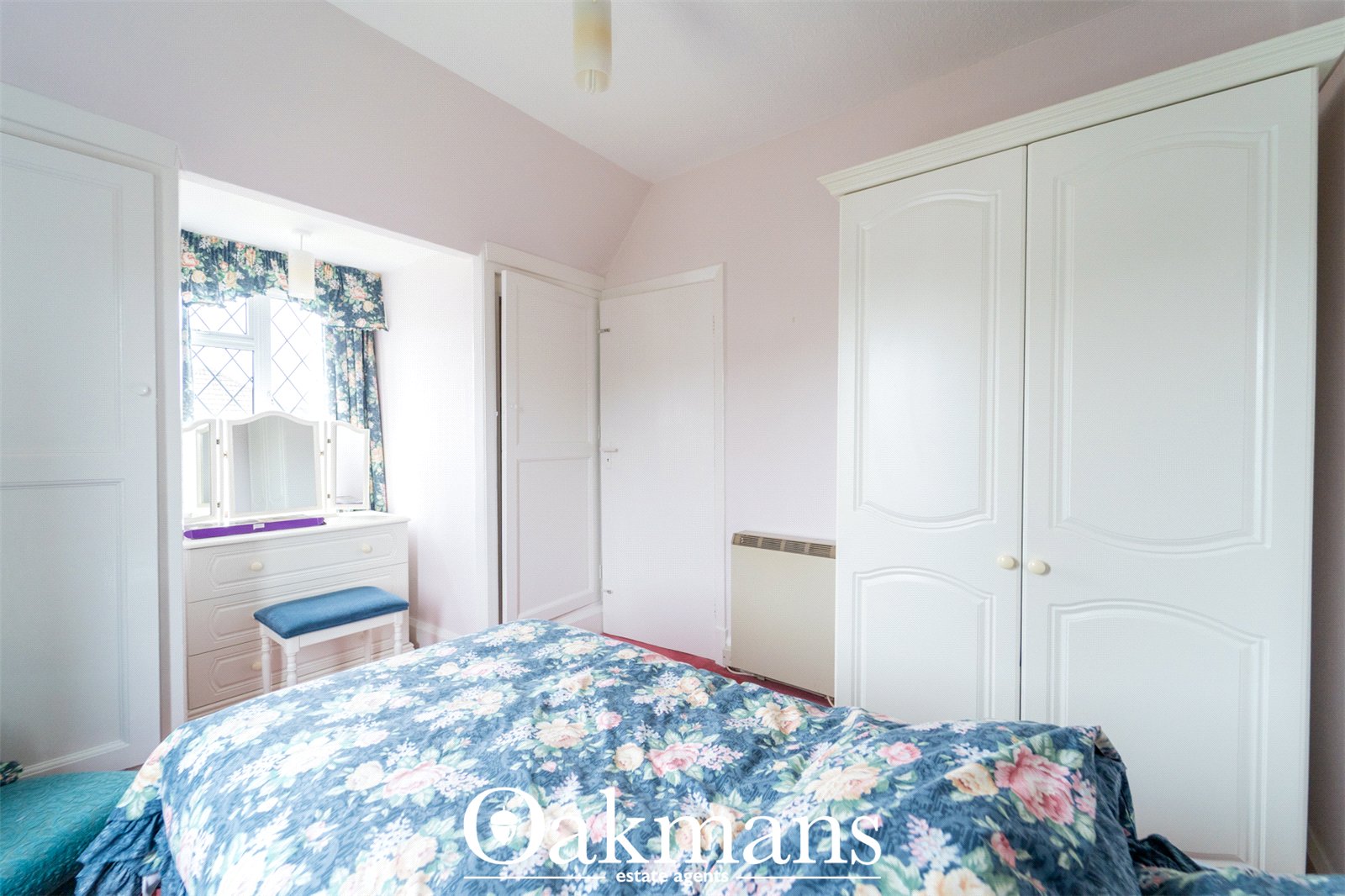 Warley Croft, Oldbury, B68