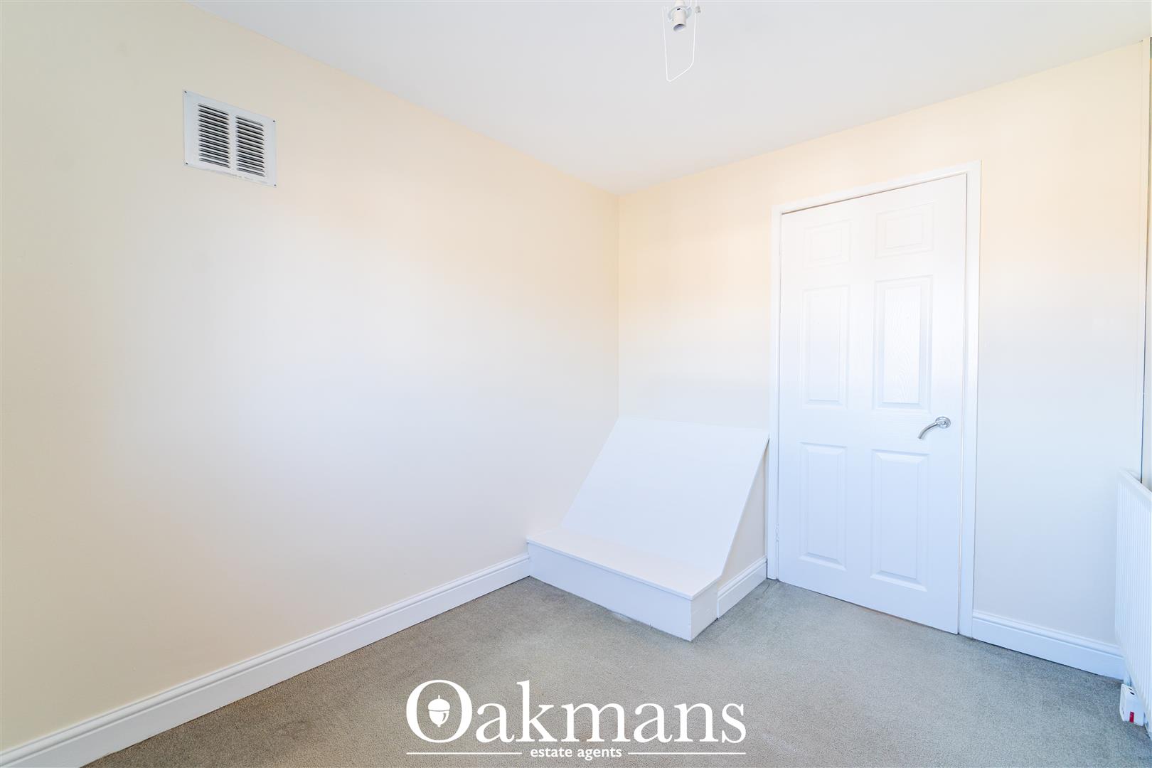 Howley Grange Road, Halesowen, B62