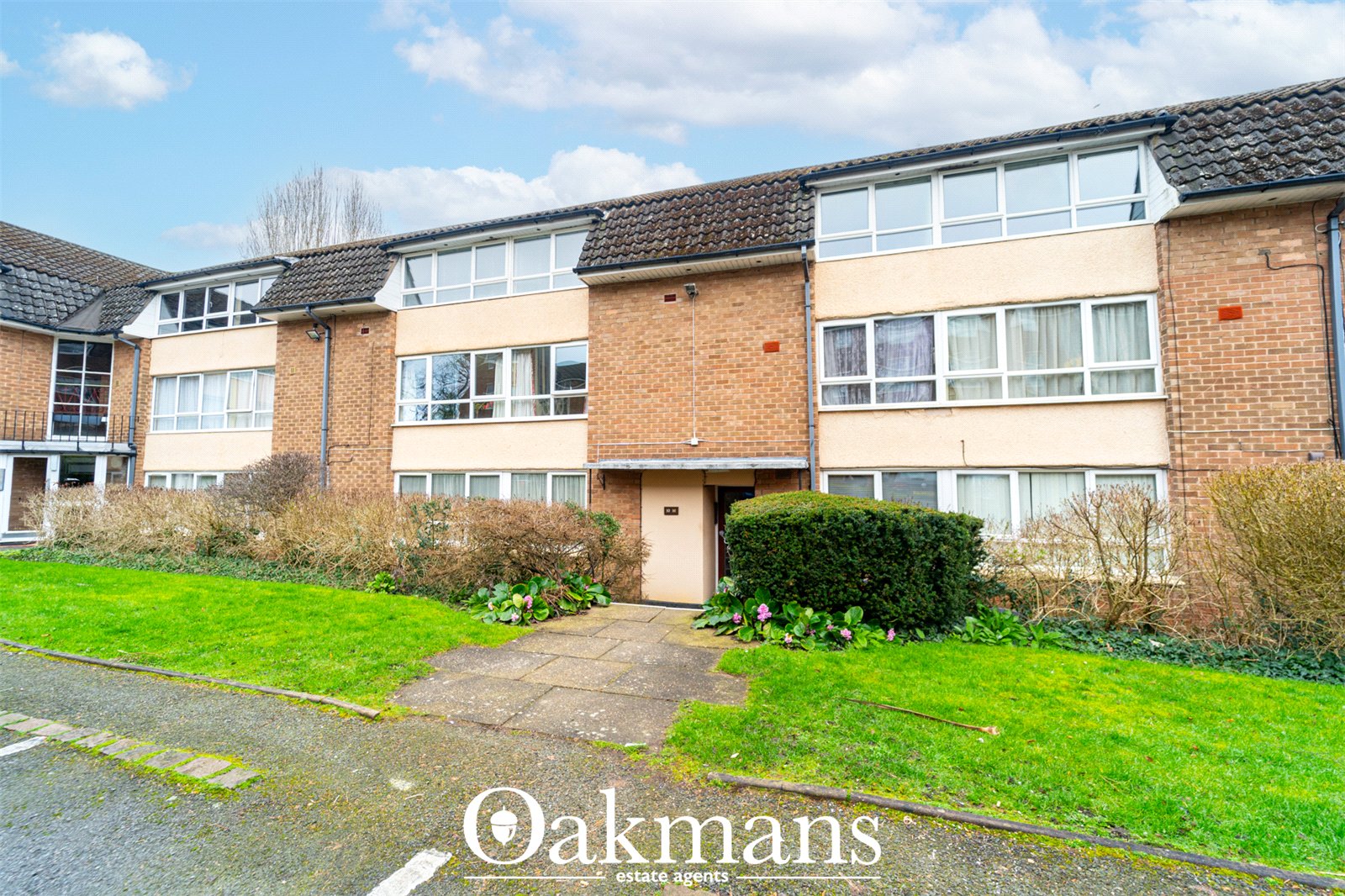 Lordswood Square, Birmingham, B17