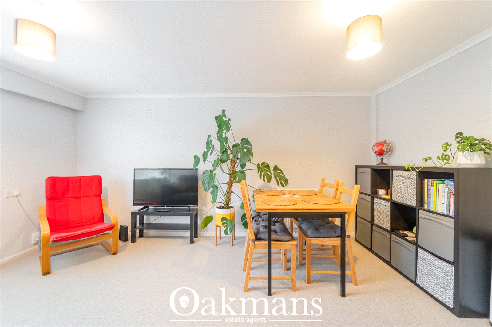 Lordswood Square, Birmingham, B17