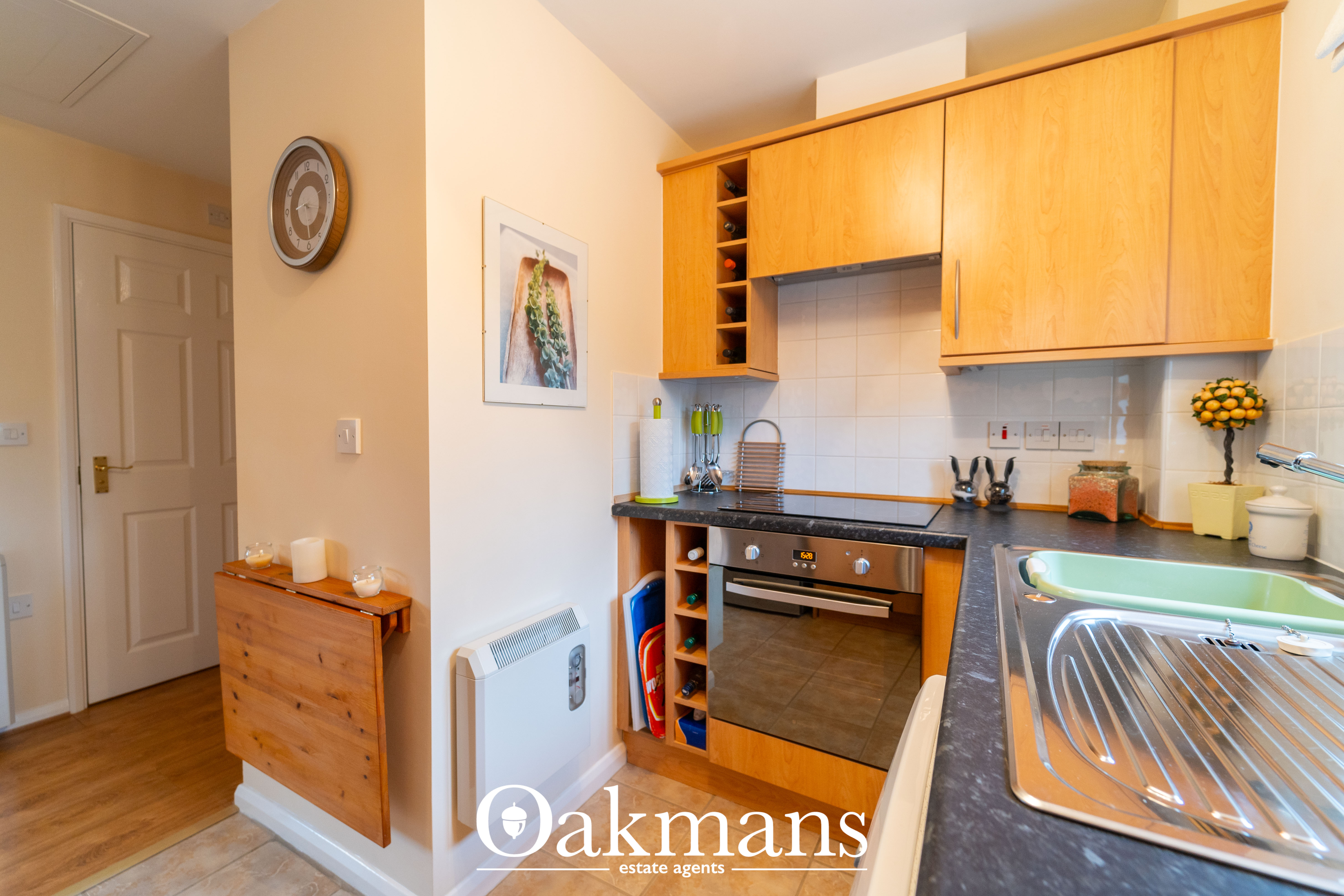 Cardinal Close, Birmingham, B17
