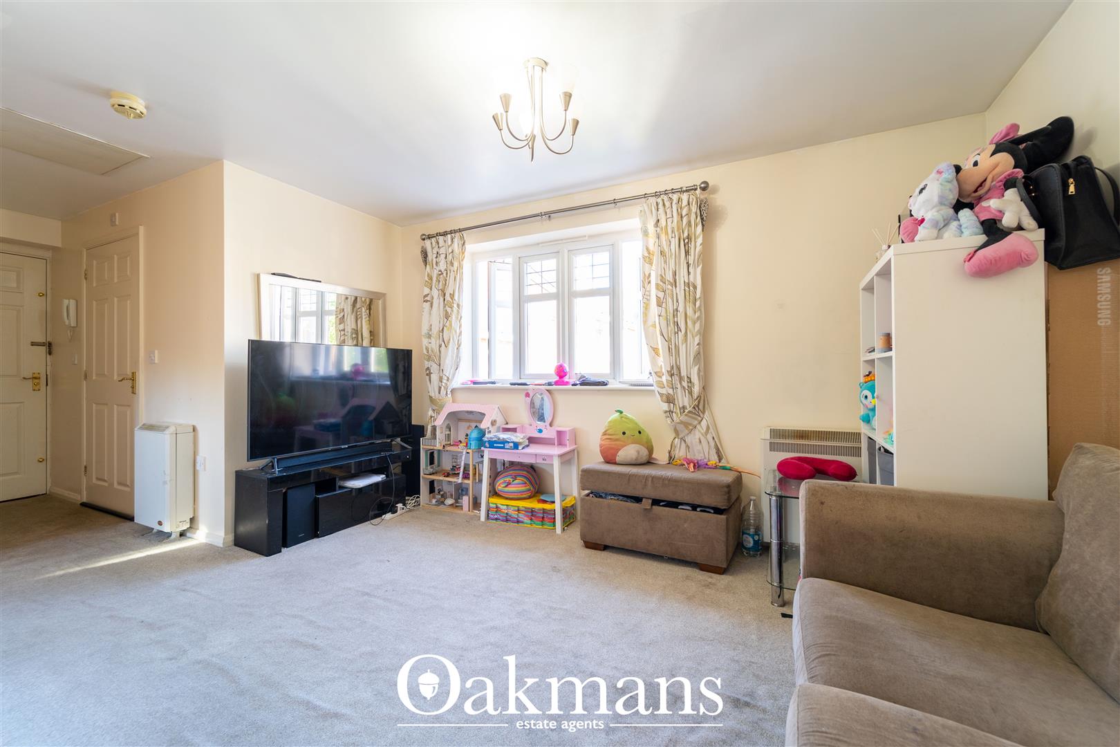 Cardinal Close, Birmingham, B17