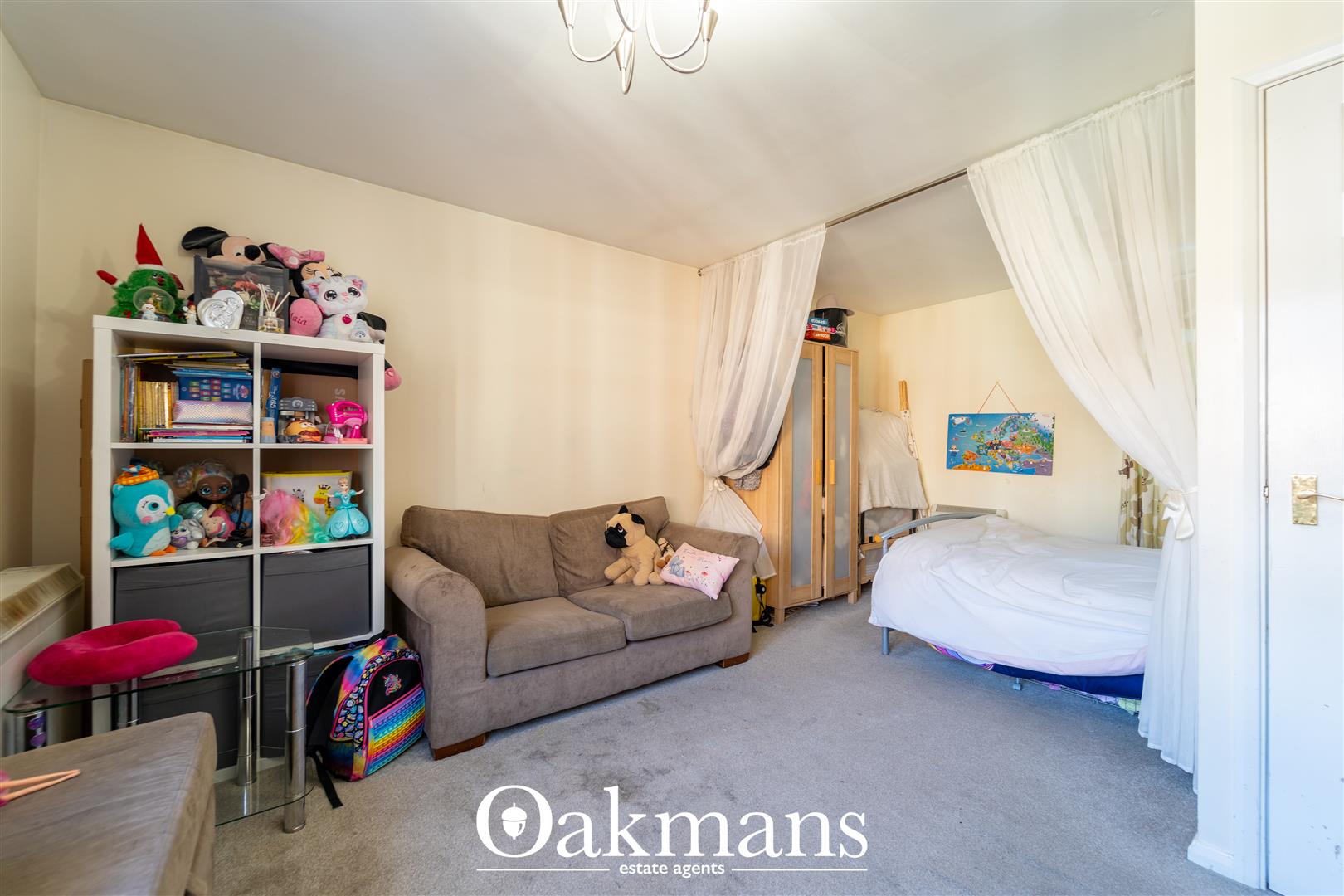 Cardinal Close, Birmingham, B17