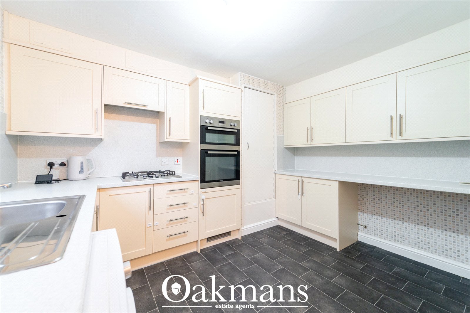 Whetstone Close, Birmingham, B15