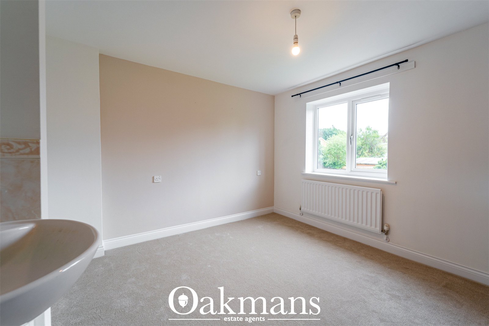 Sandown Drive, Bromsgrove, B61