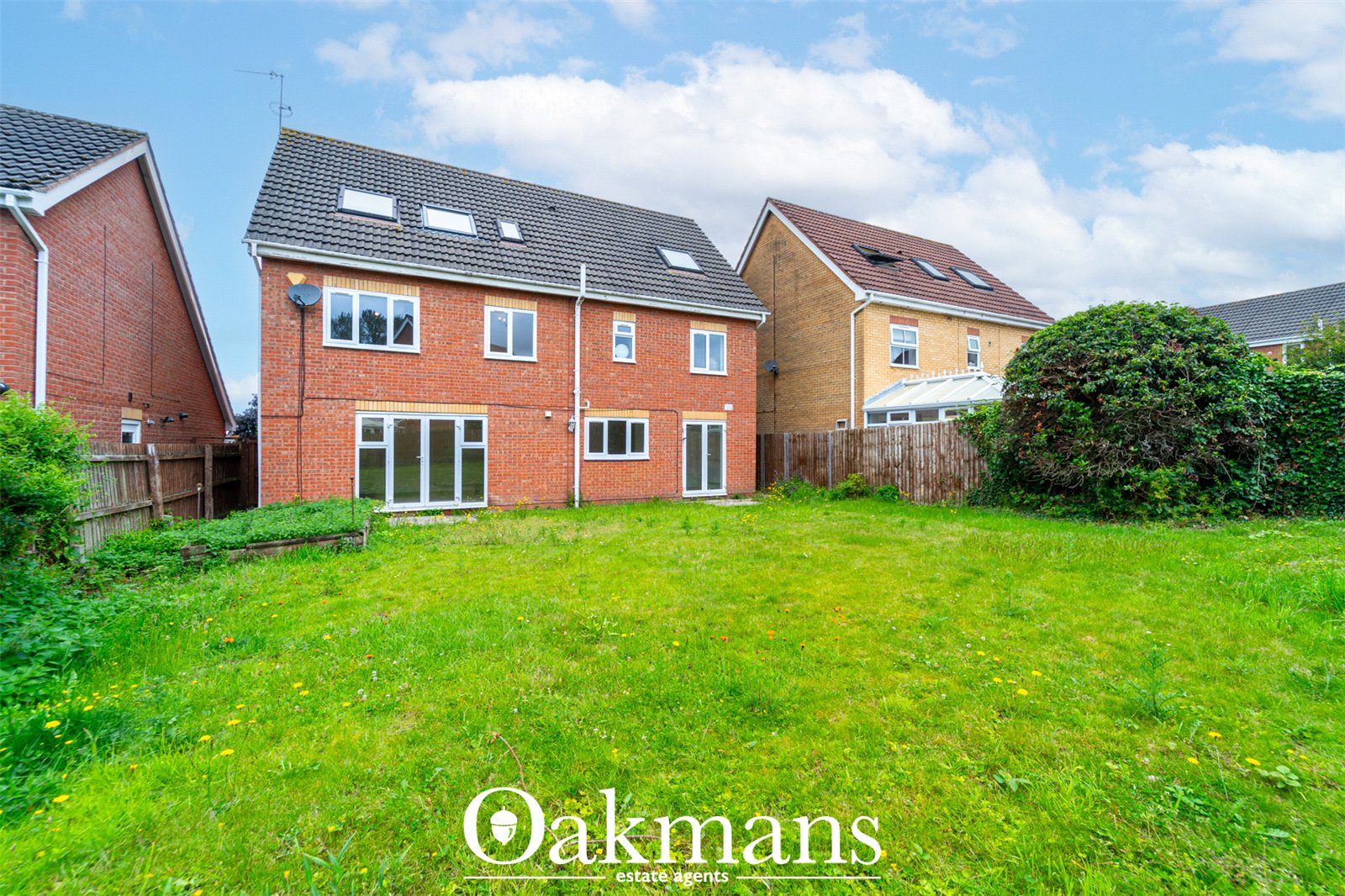 Sandown Drive, Bromsgrove, B61