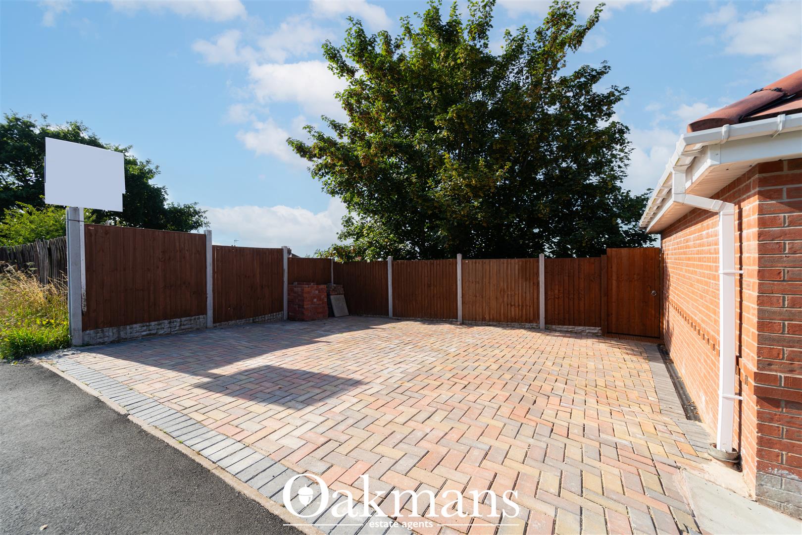 Mallen Drive, Oldbury, B69