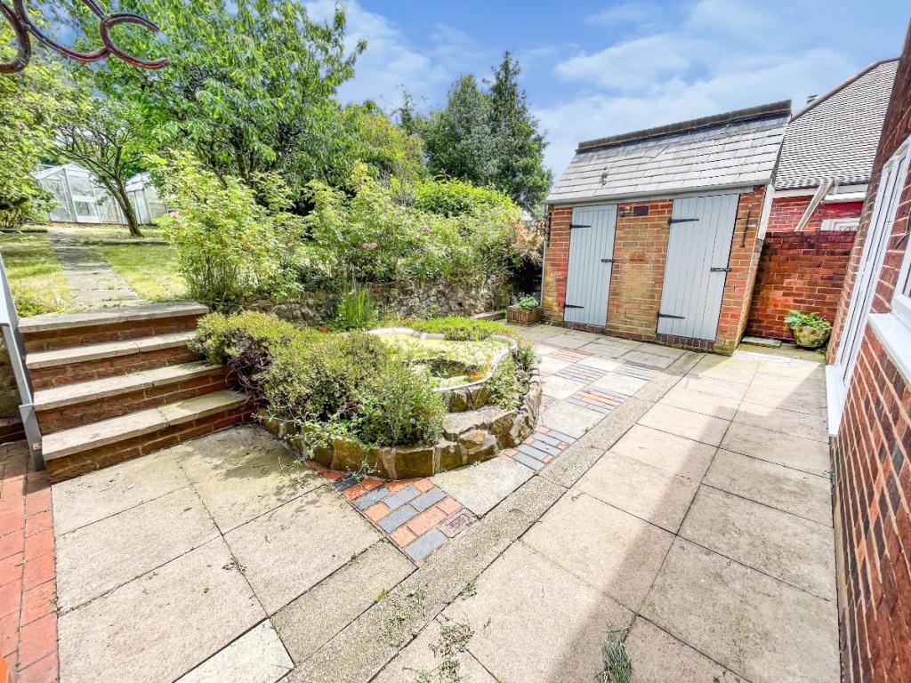 Highfield Crescent, Rowley Regis, B65
