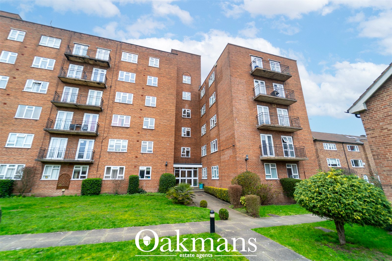 West Drive, Birmingham, B5
