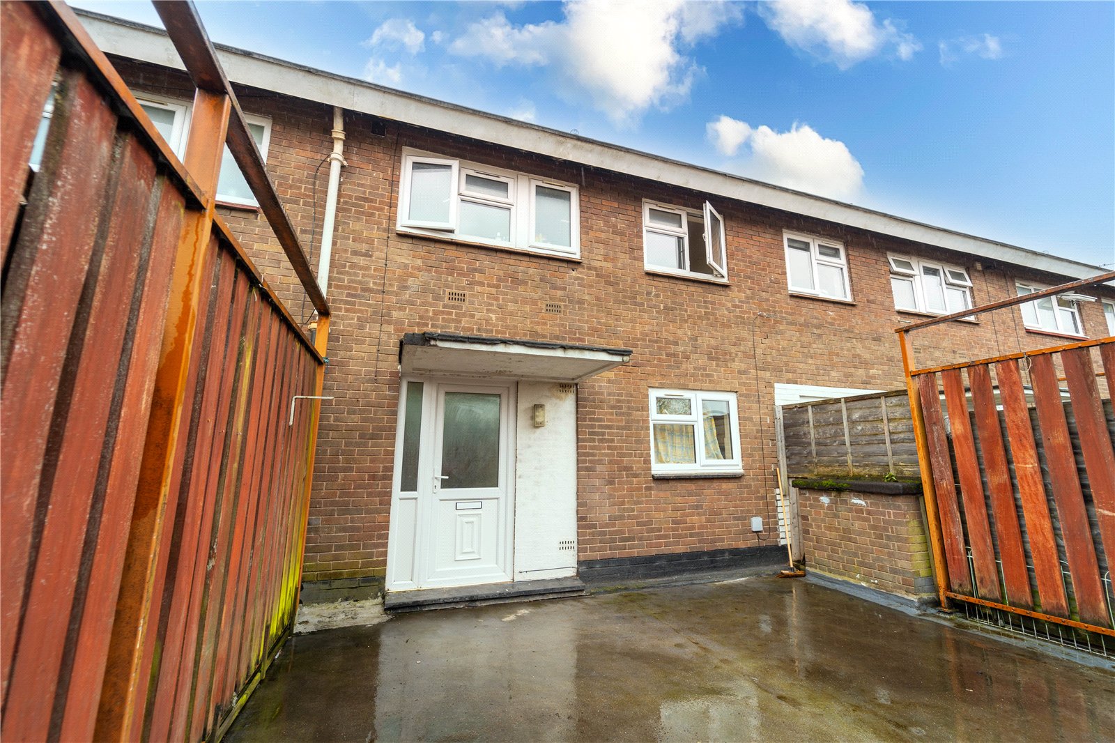 Warwick Road, Birmingham, B27