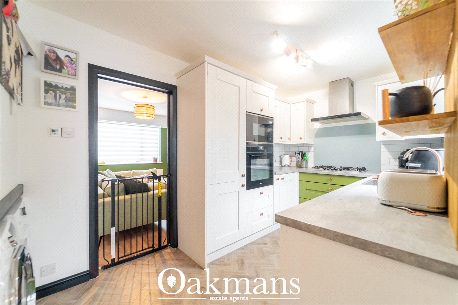 Pool Farm Road, Birmingham, B27
