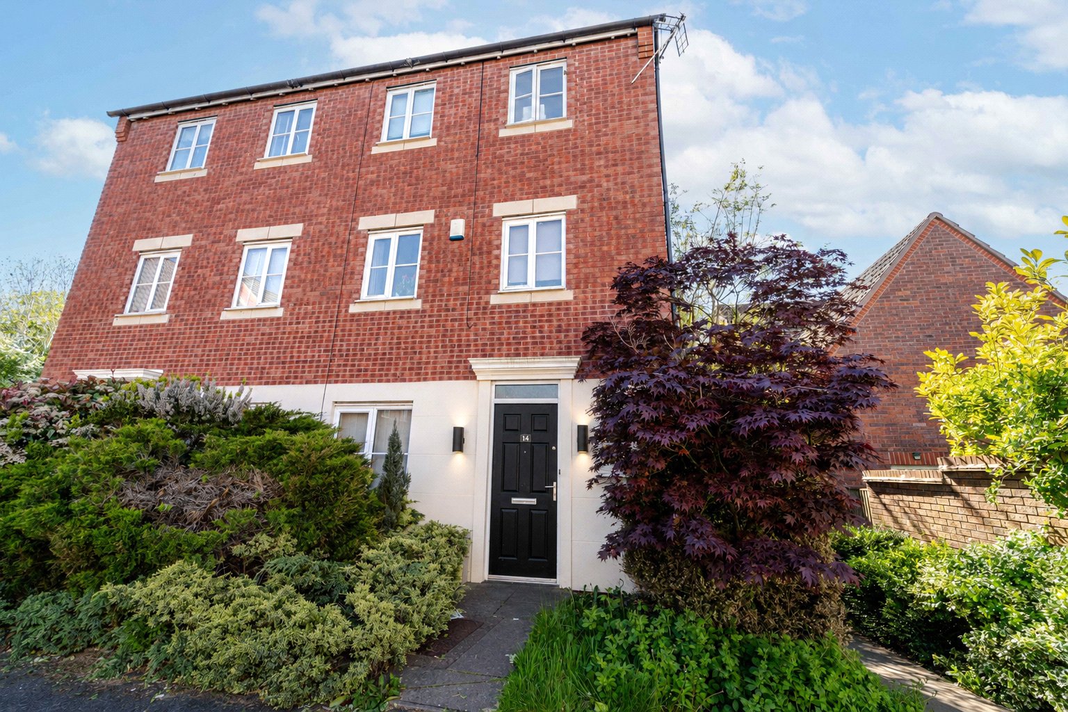 Warmstry Road, Bromsgrove, B60