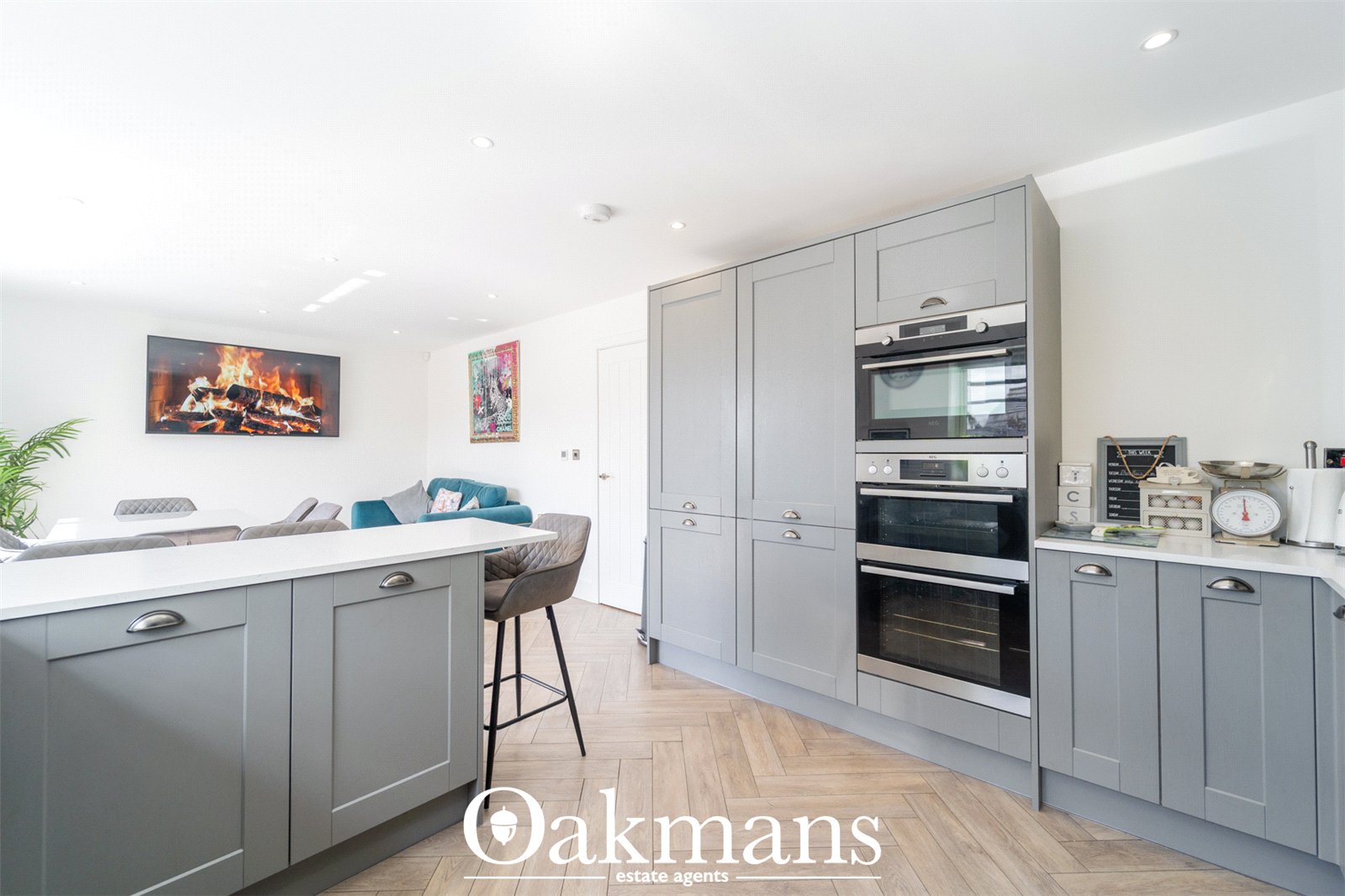 Castle Road West, Oldbury, B68