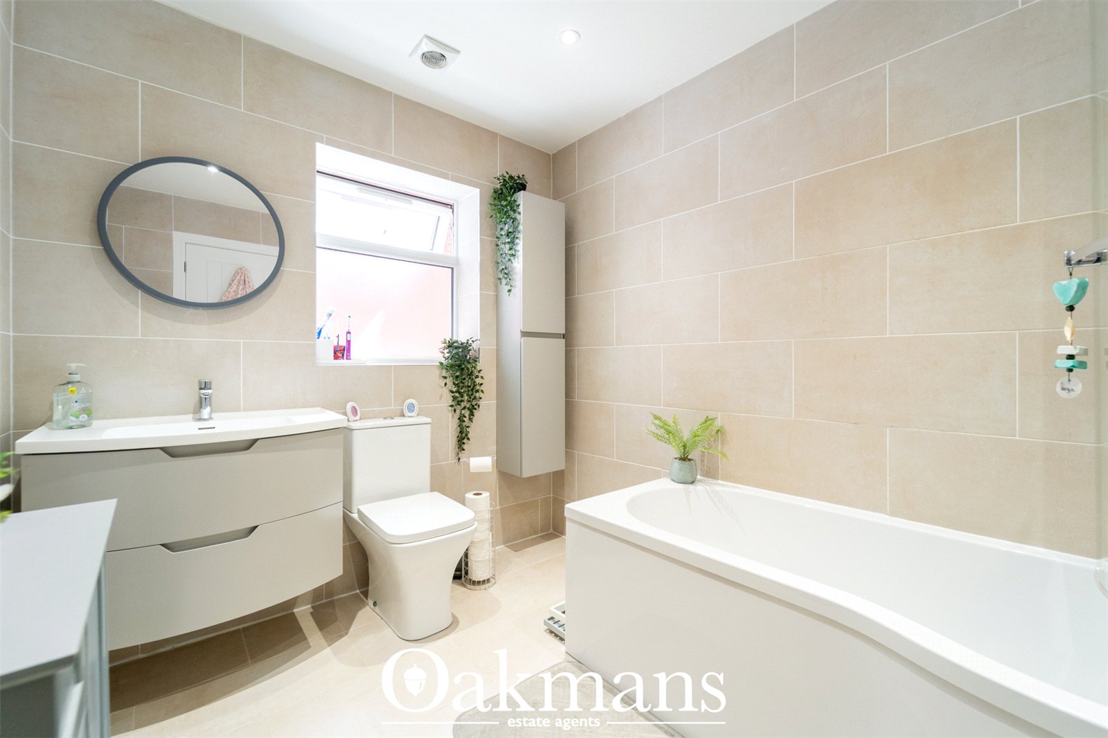Castle Road West, Oldbury, B68