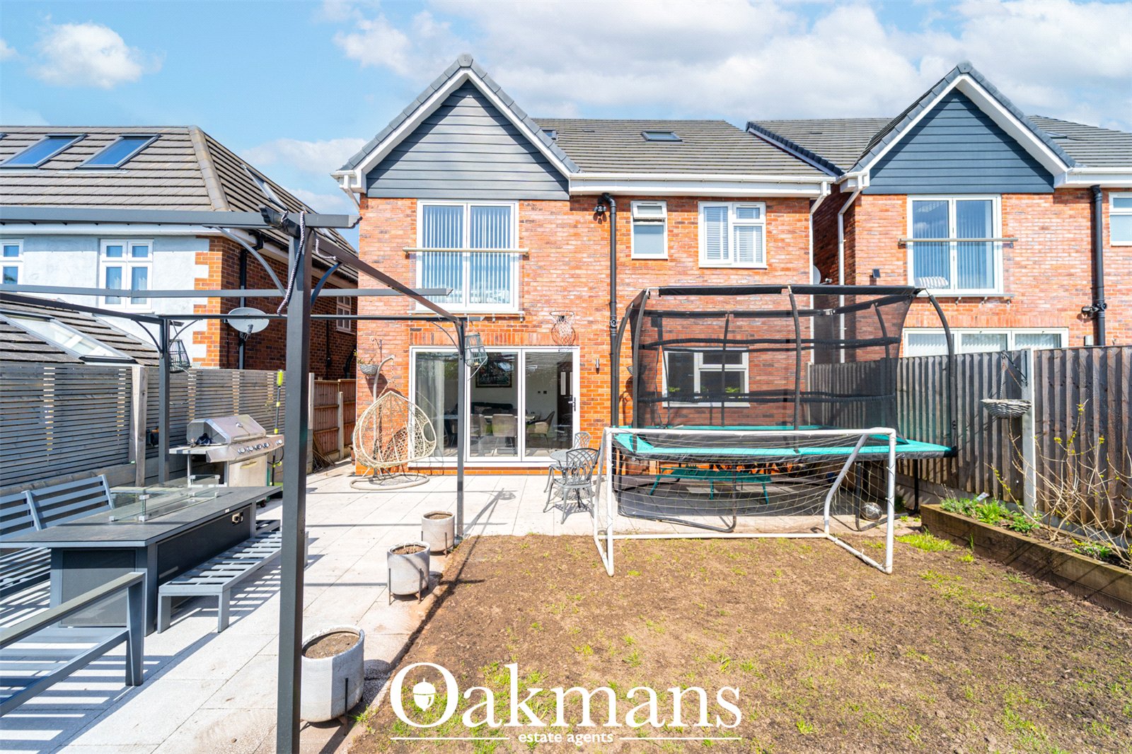 Castle Road West, Oldbury, B68