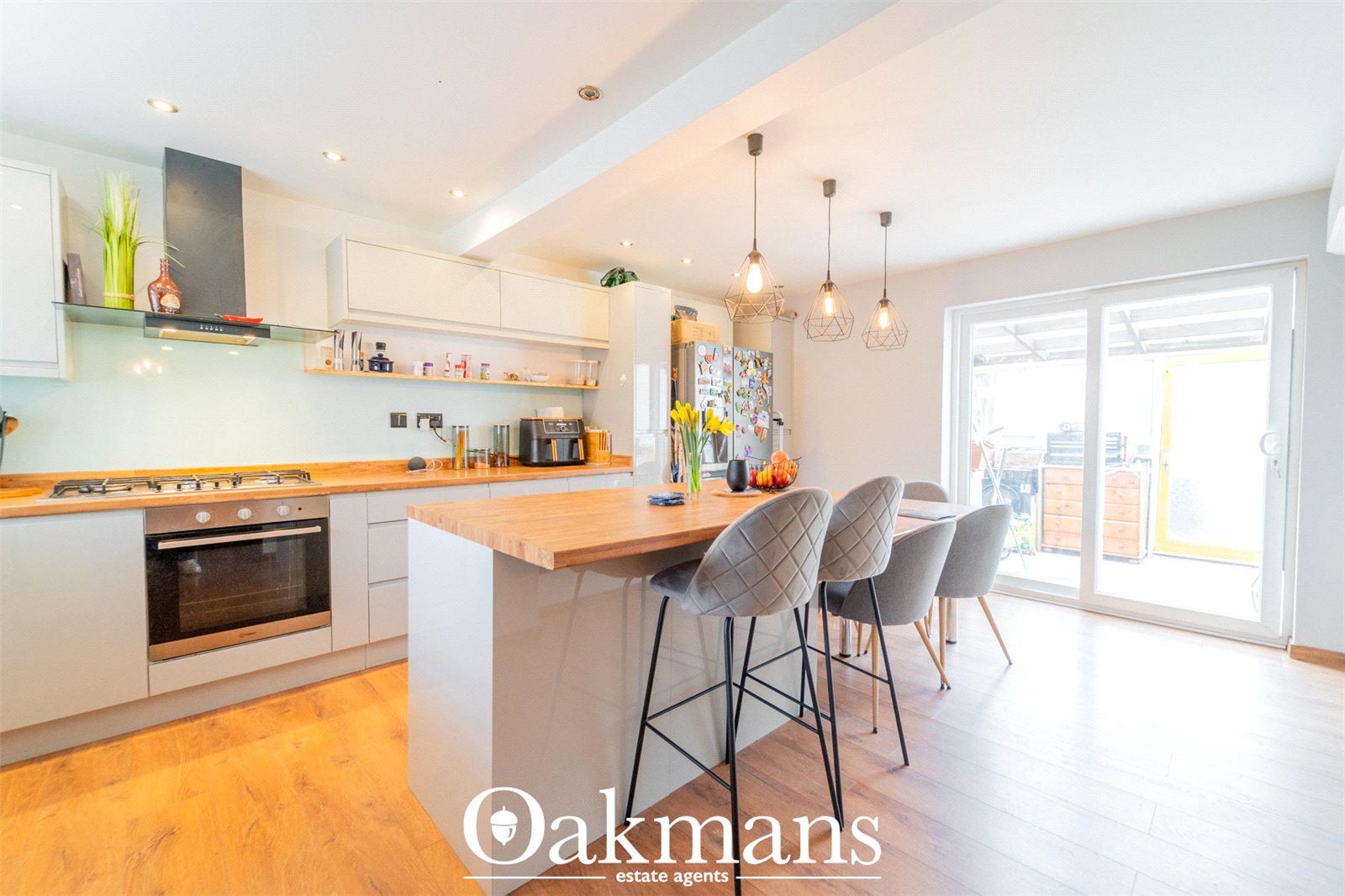 Treville Close, Redditch, B98