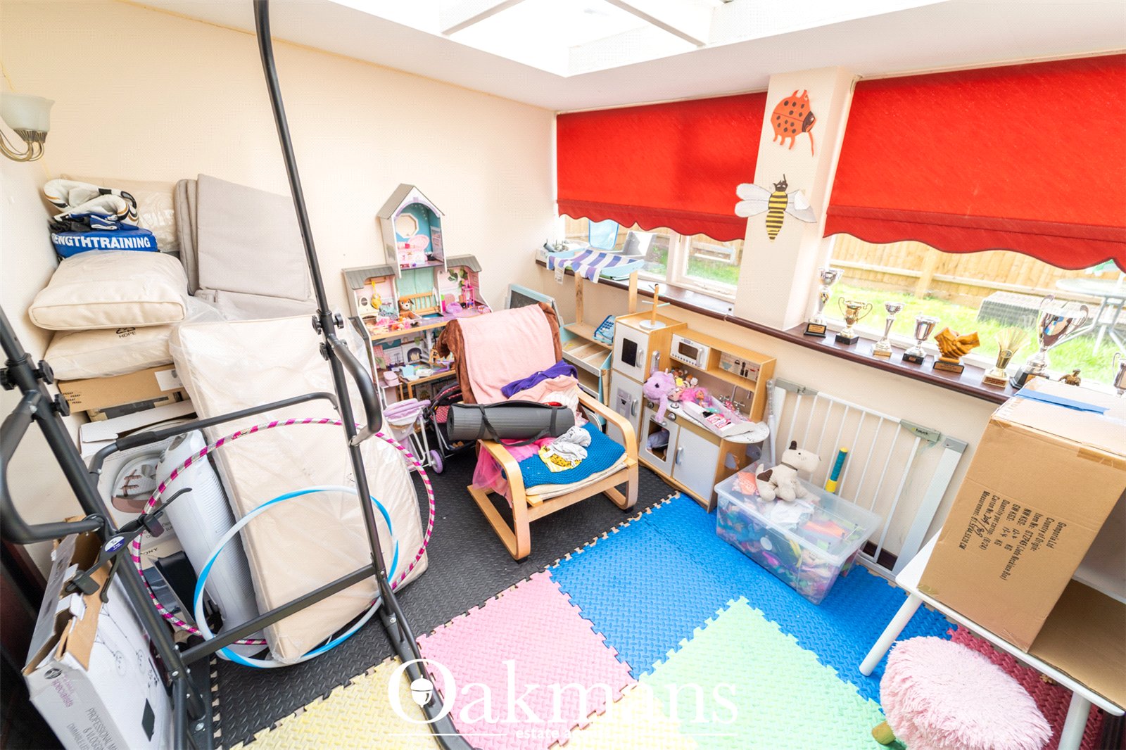Treville Close, Redditch, B98