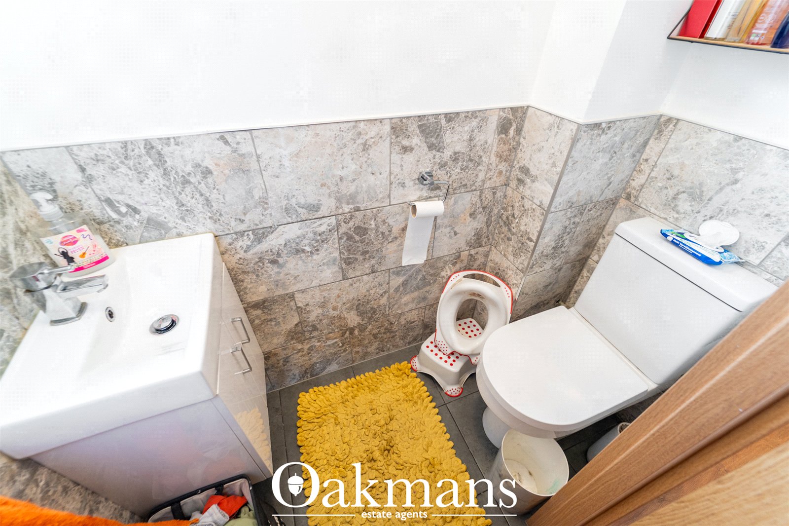 Treville Close, Redditch, B98